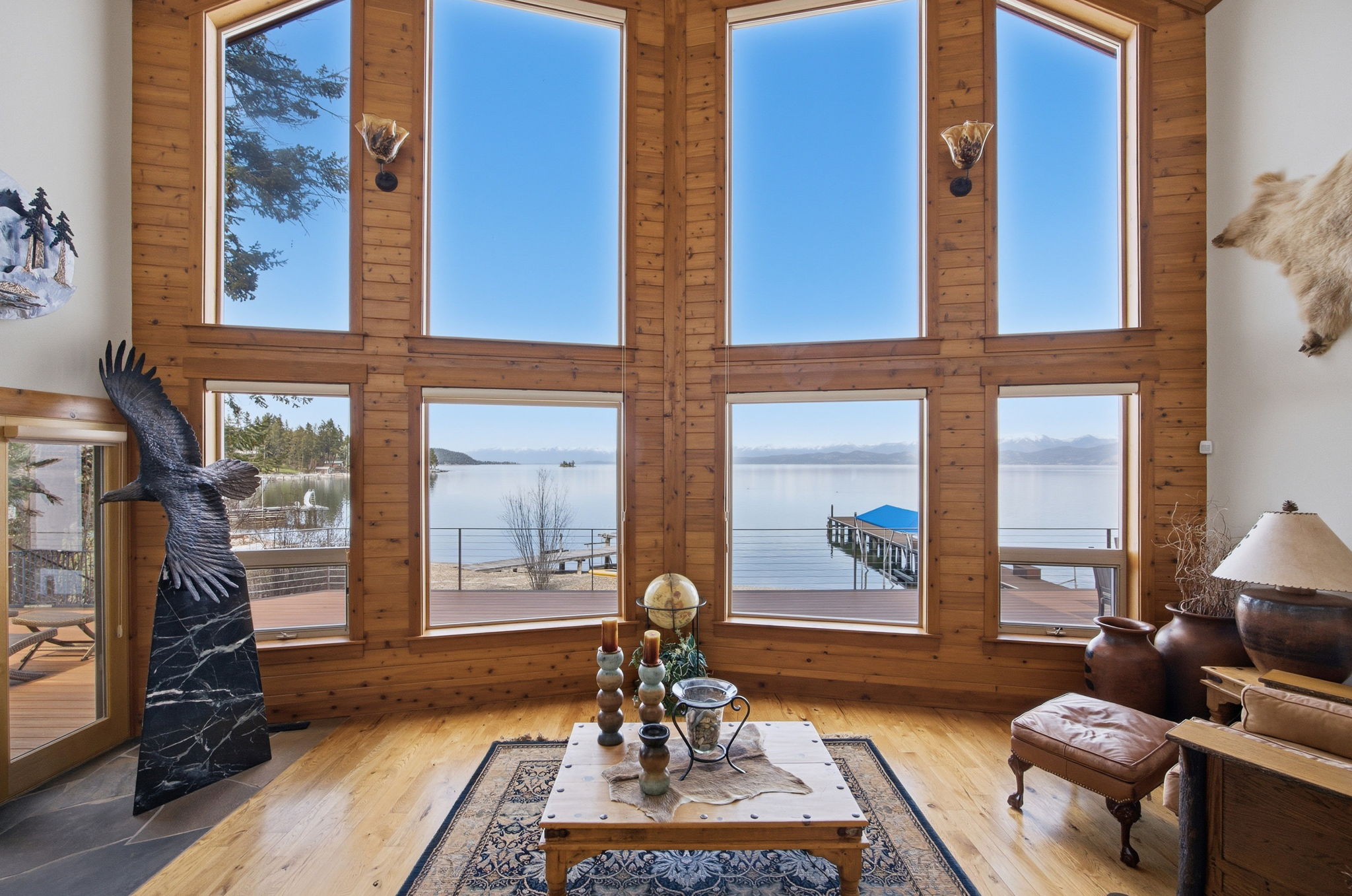 19234 Johns Lakeshore Drive — photo