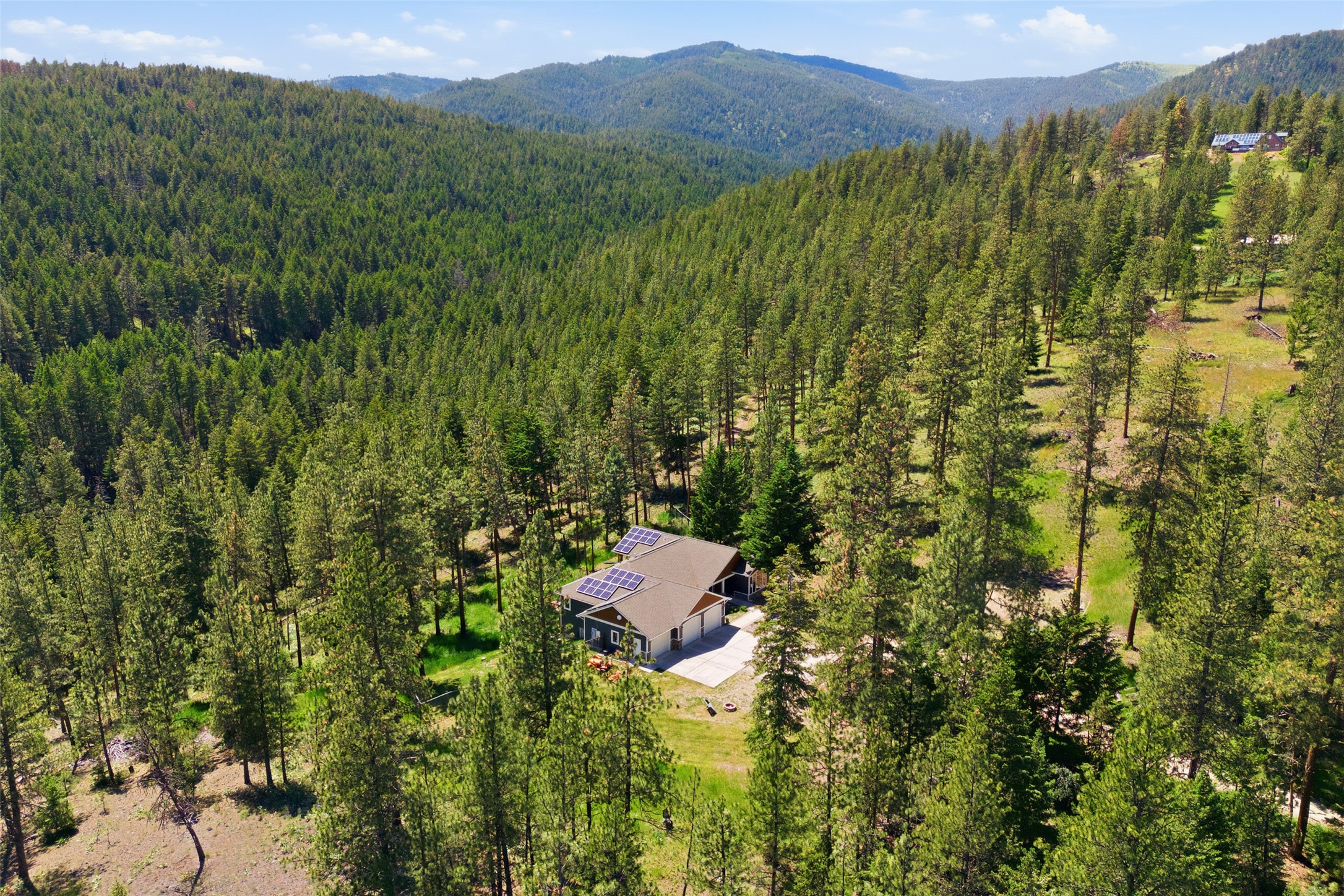 5088 Skyway Drive — photo