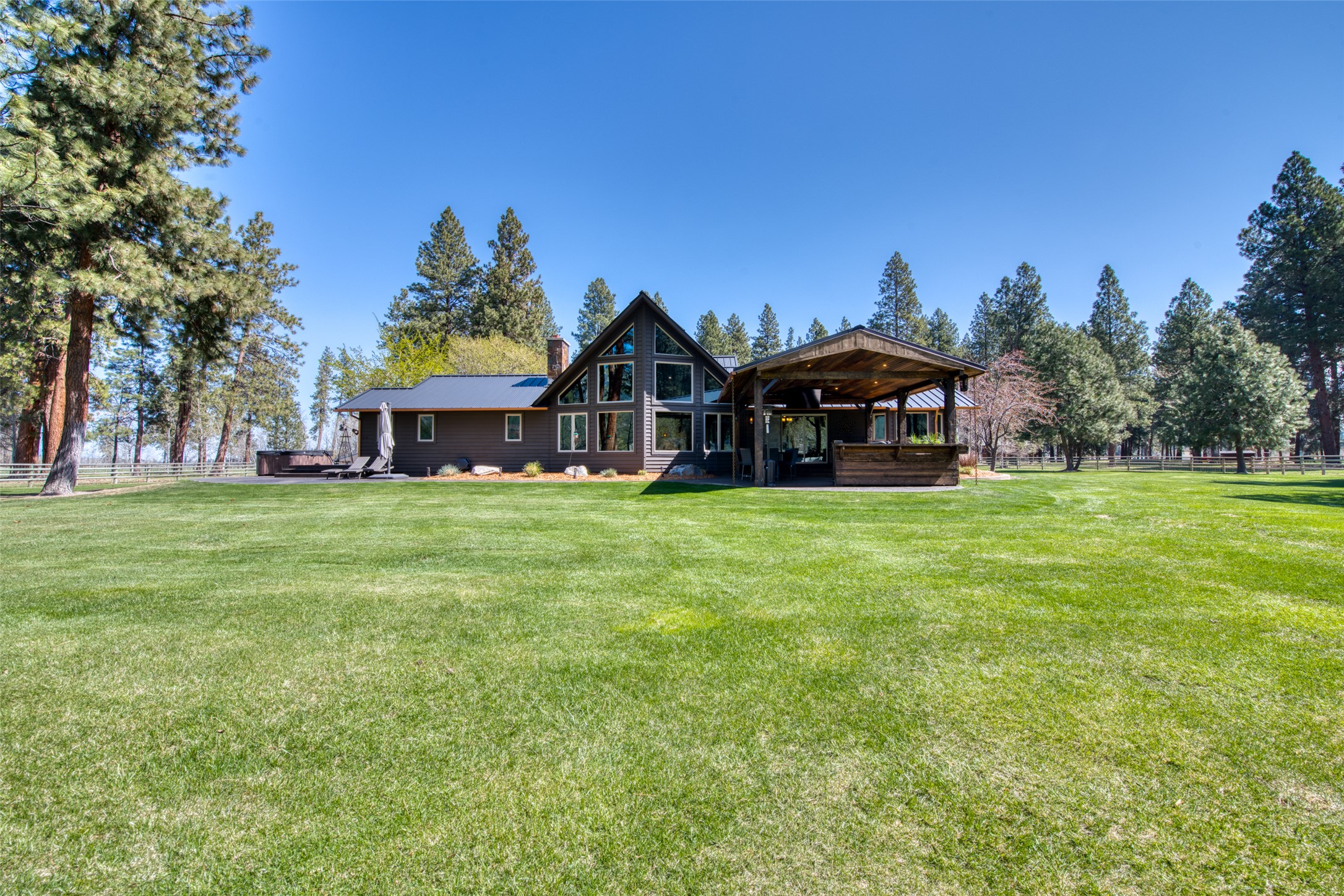 229 Camas Creek Loop — photo