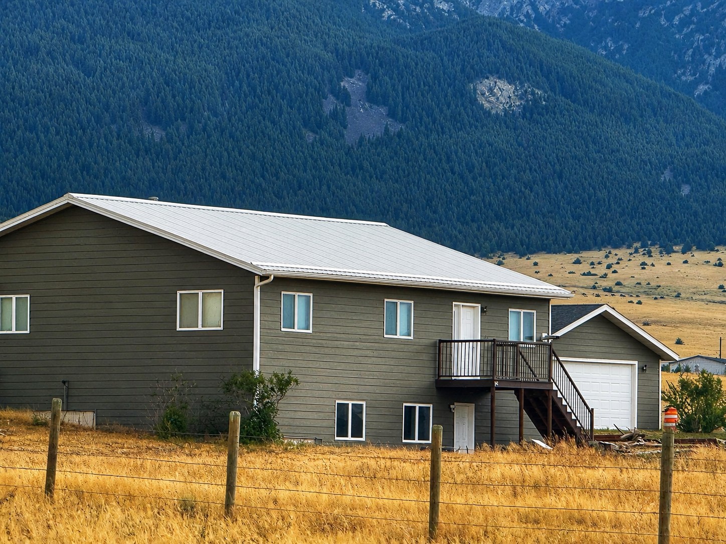 2733 Mt Highway 69 — photo