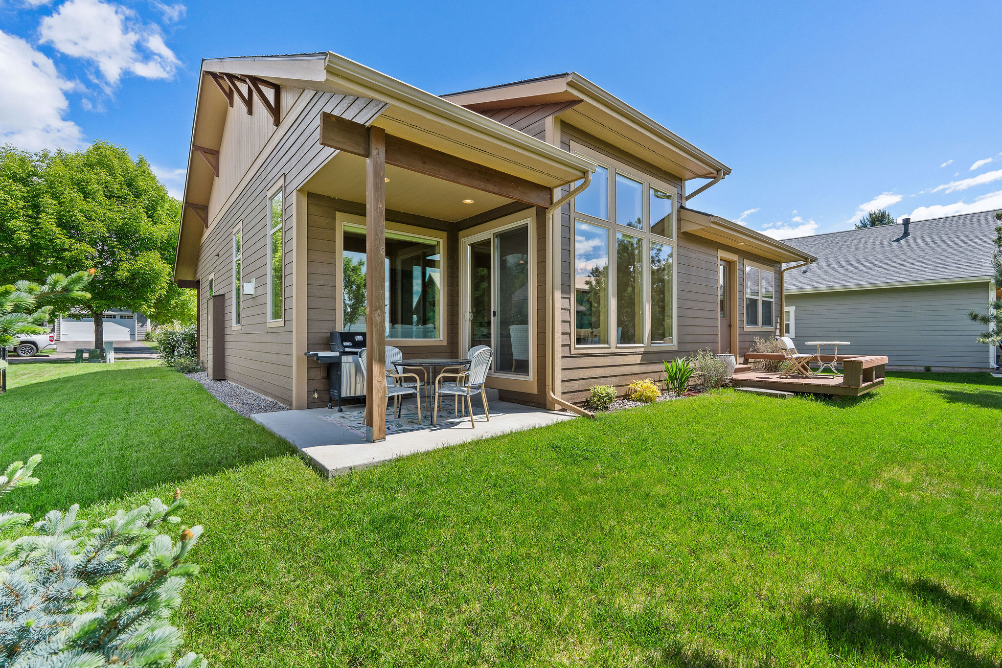 220 Bluebunch Court — photo