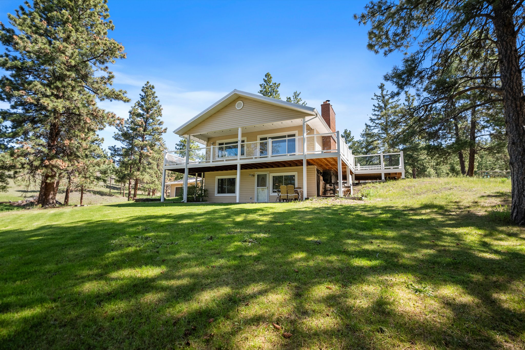 6155 Scott Lane — photo