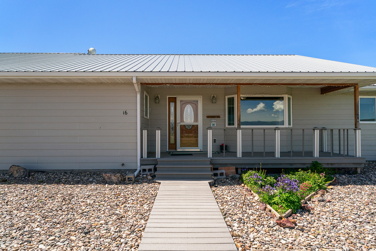 16 Windy Meadow Drive — photo