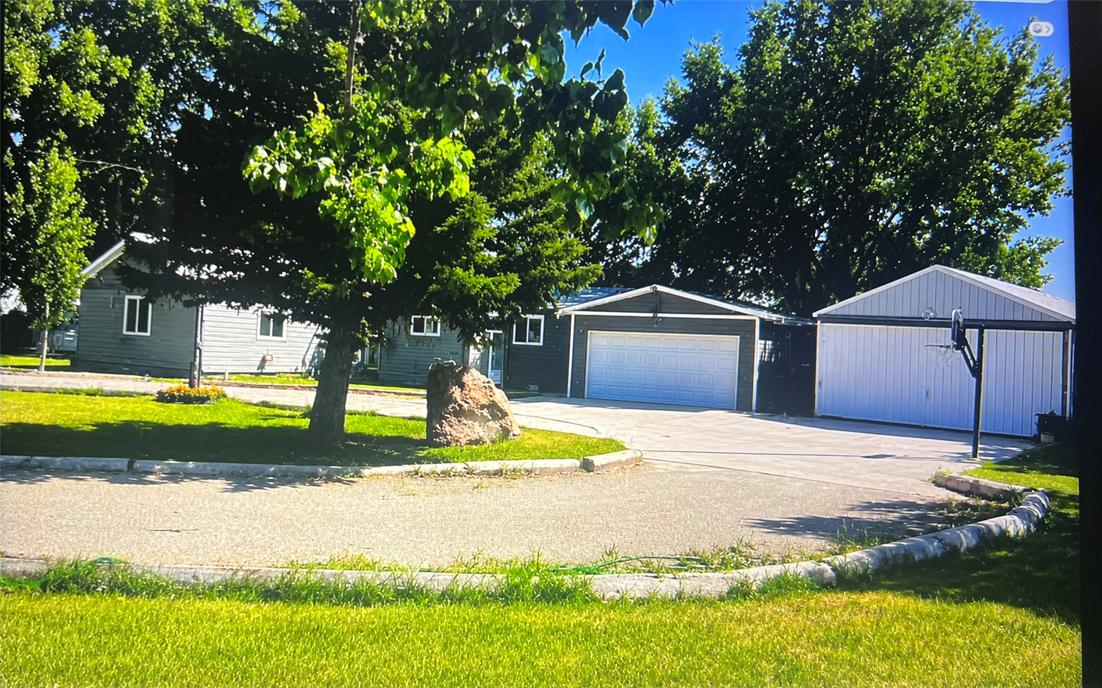 171 Edward Lane — photo