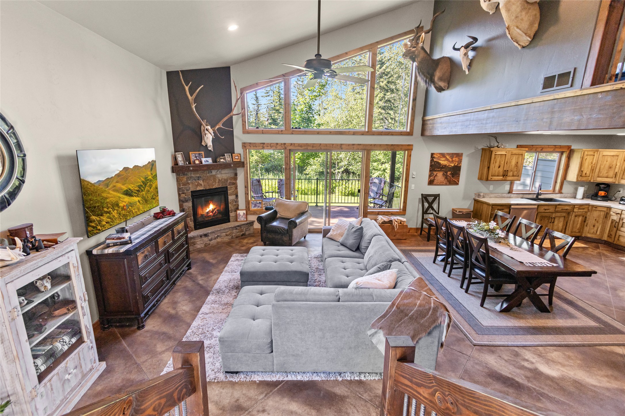 538 E Evergreen Drive — photo