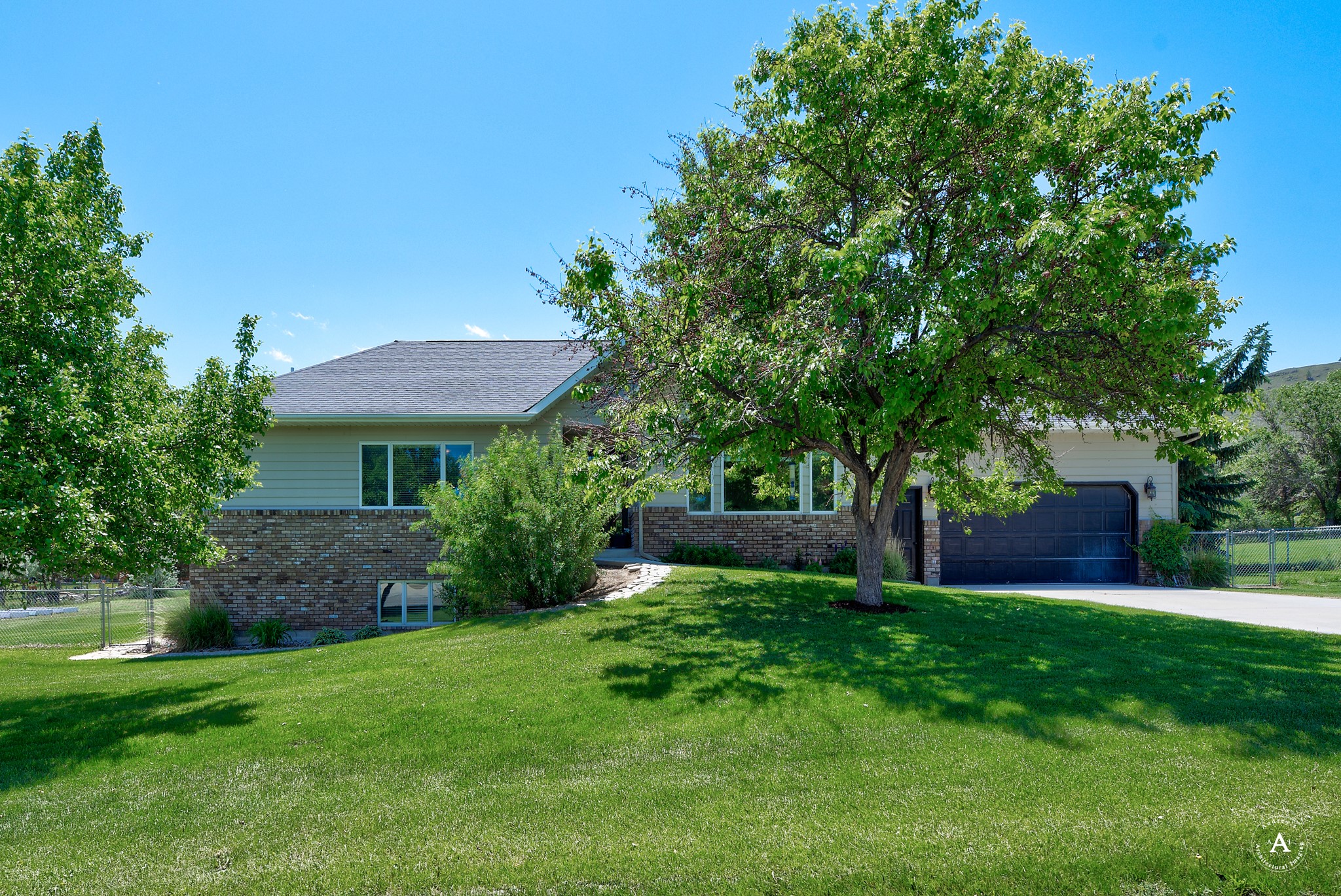215 Katy Court — photo