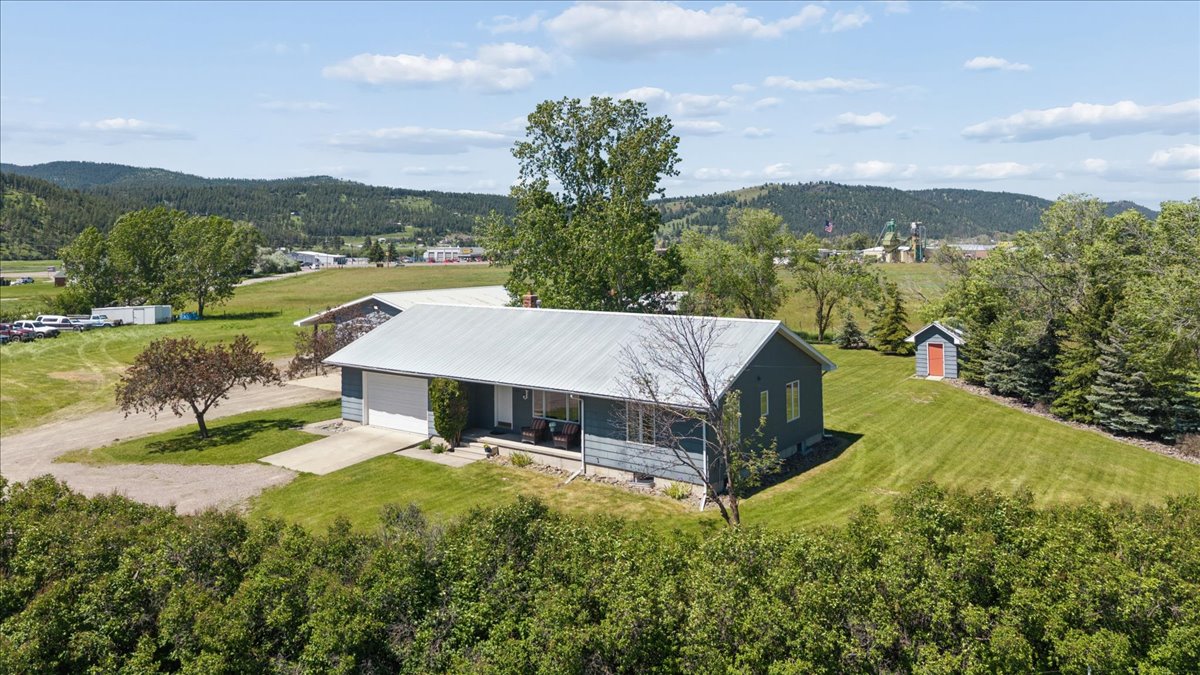425 Snowline Lane — photo