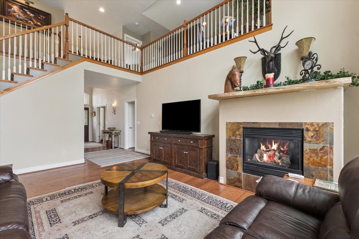 15 Mountain Park Lane — photo