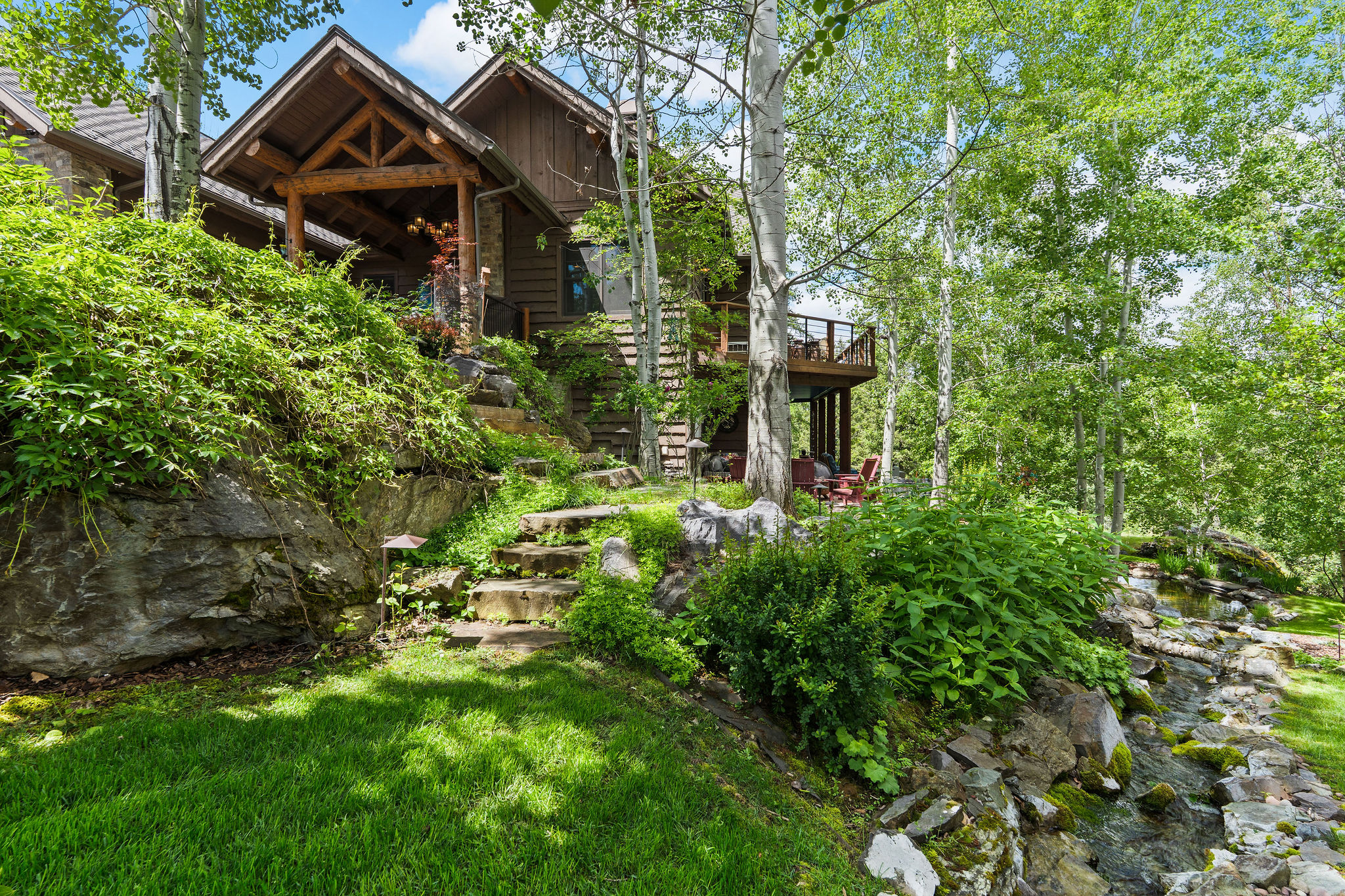 1161 Whispering Rock Road — photo