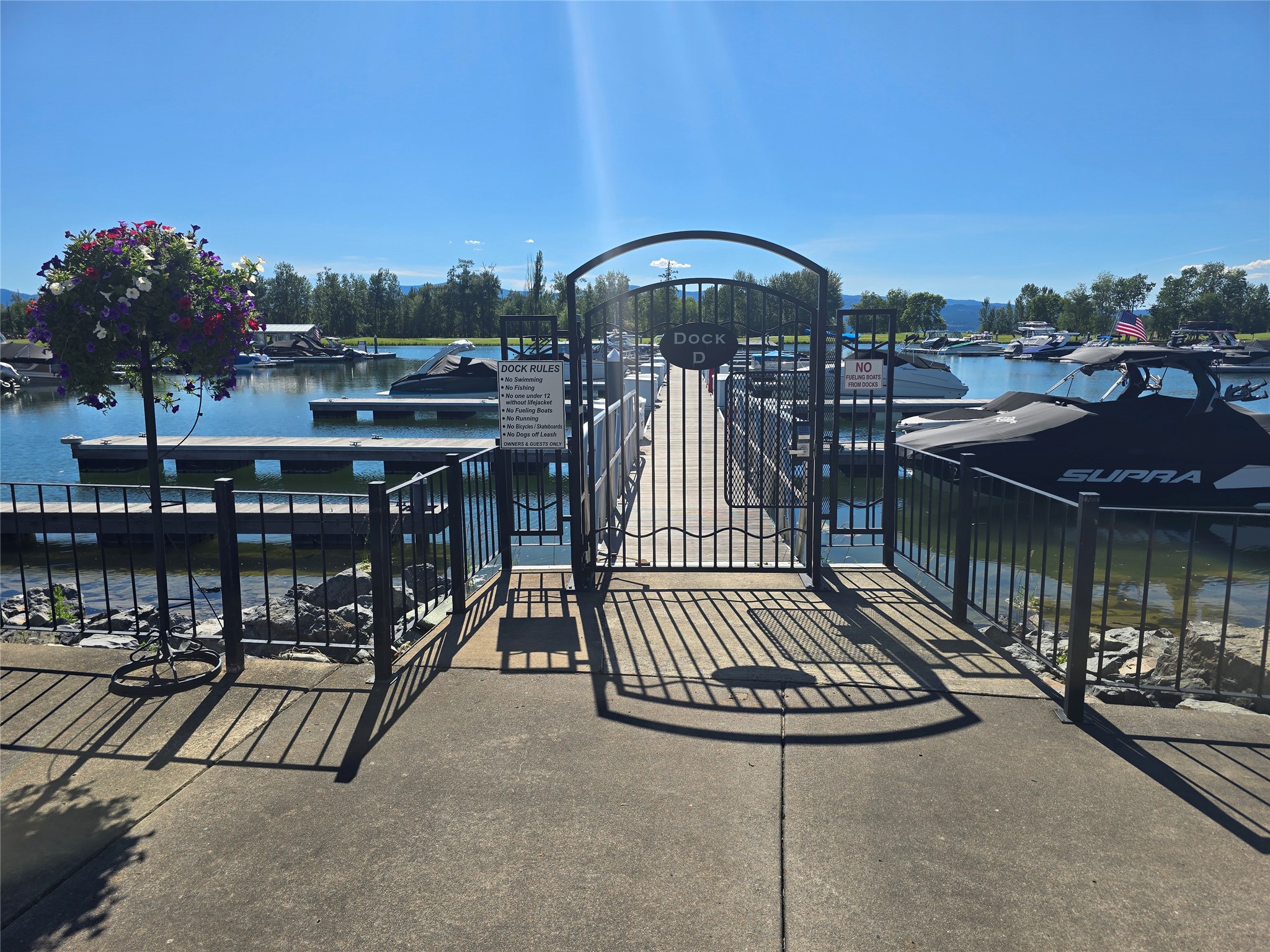 D-30 Dock D Eagle Bend Yacht Harbor — photo