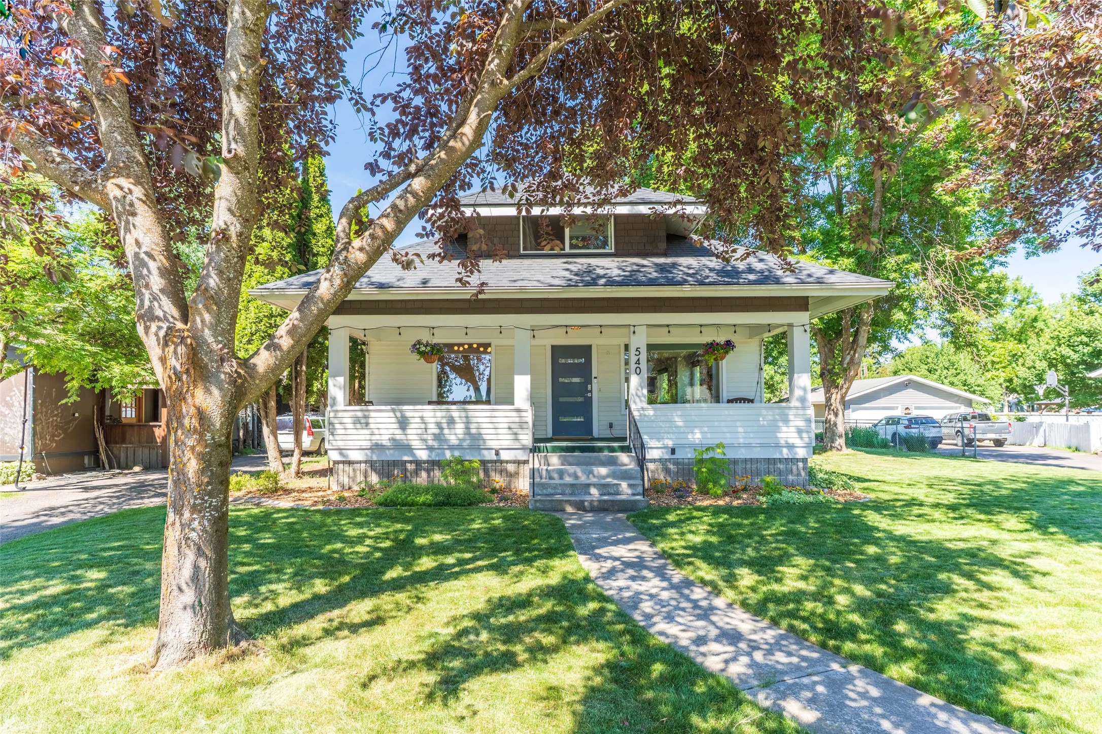 540 Pine Avenue — photo