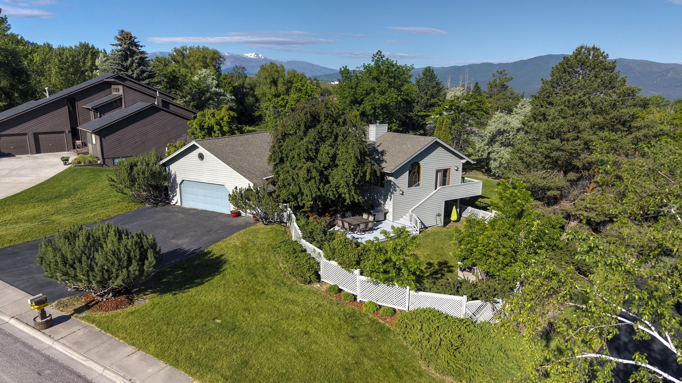 171 Fairway Drive — photo