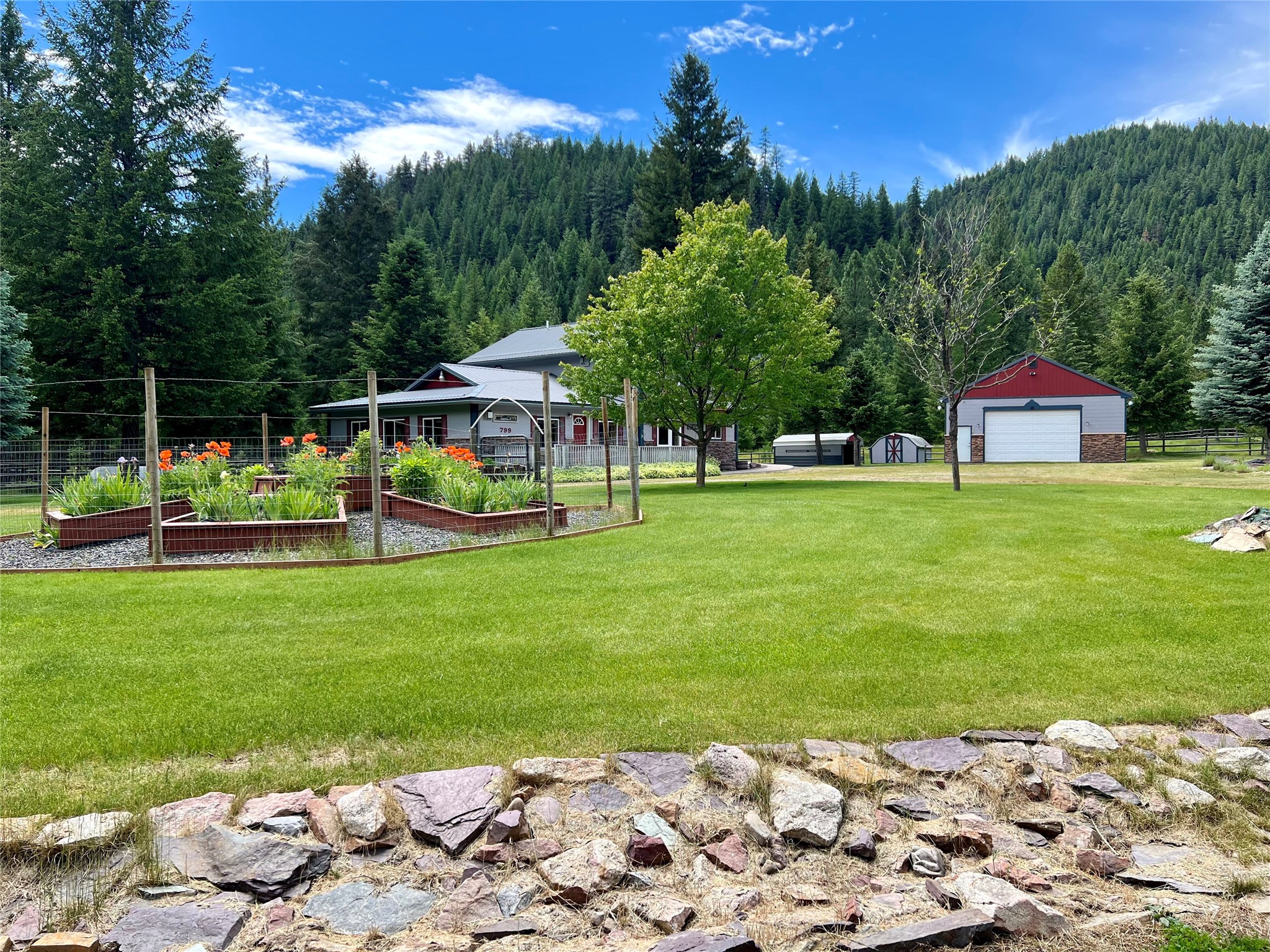 799 Outback Trail — photo