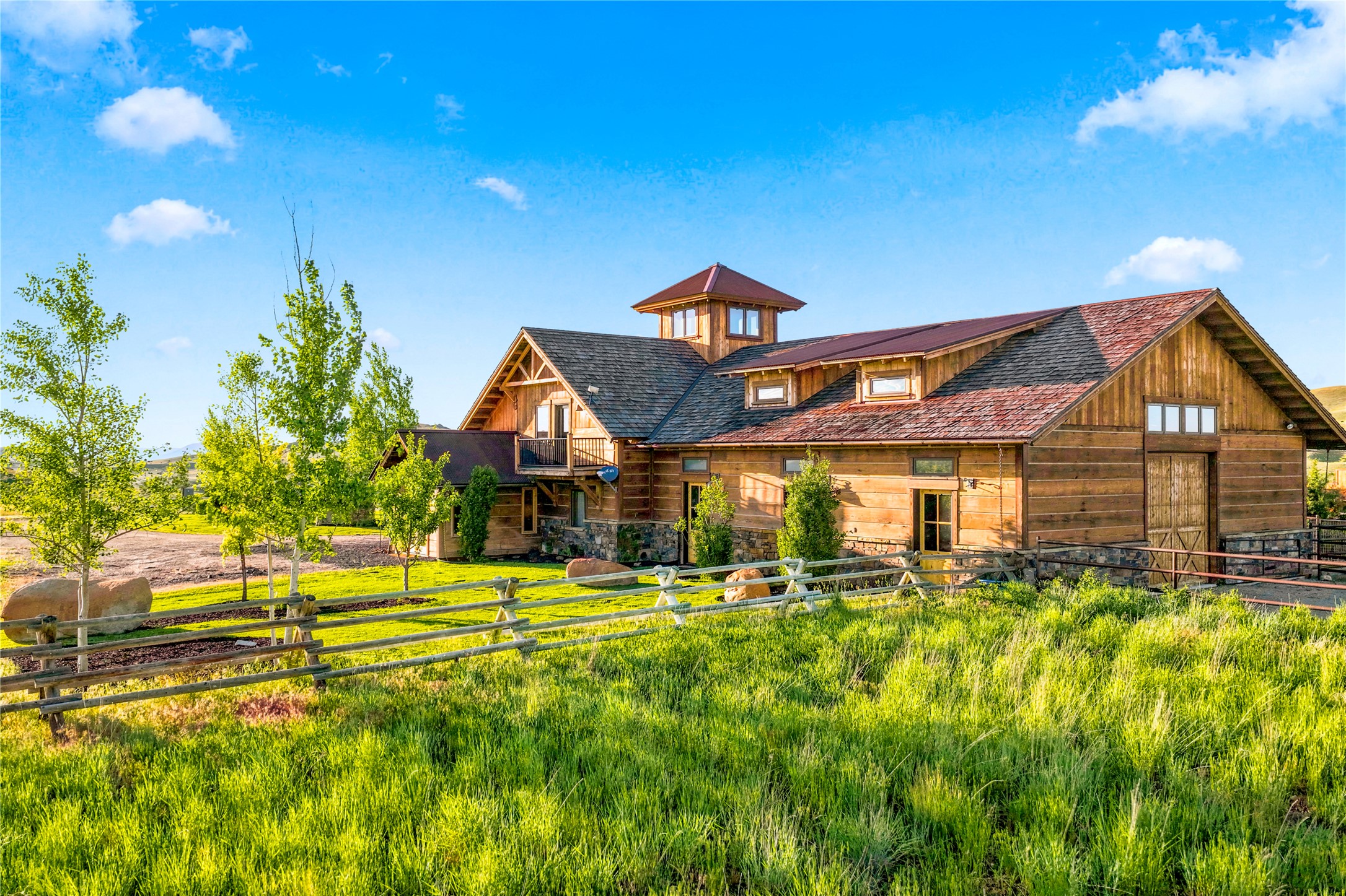 326 Rocky Mountain Way — photo