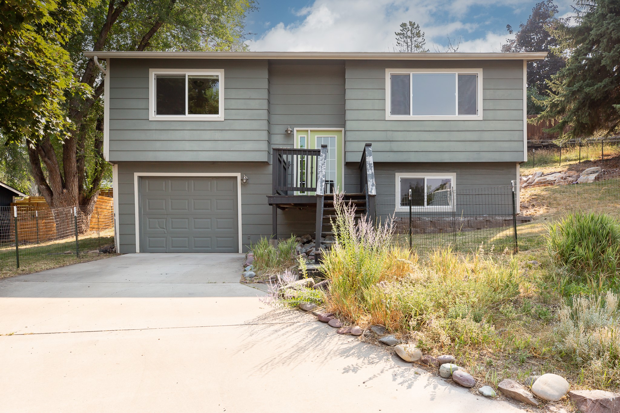 6108 Mainview Drive — photo