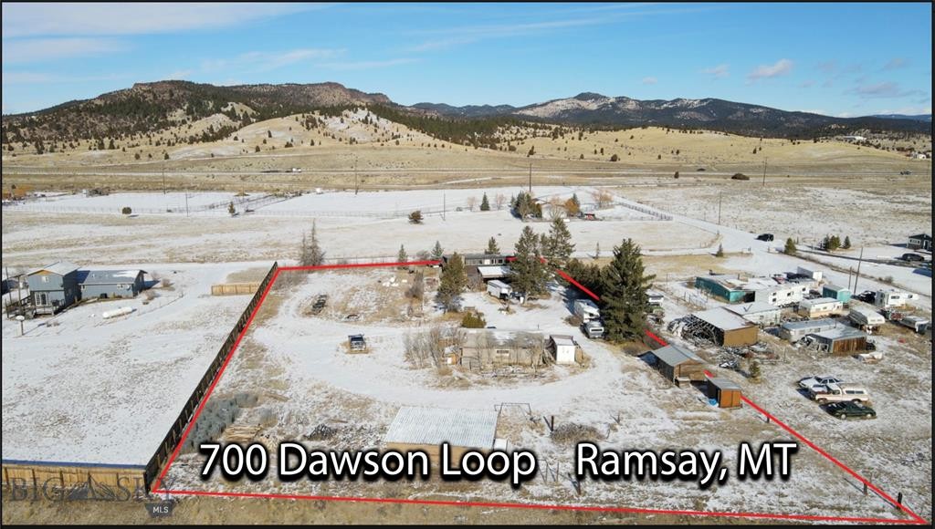 700 Dawson Loop — photo