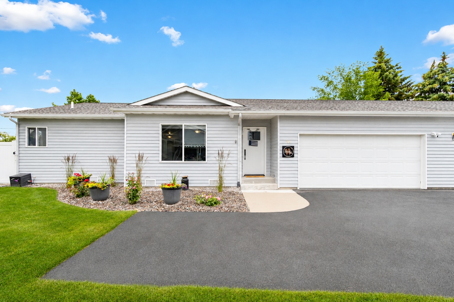 132 Sunburst Court — photo