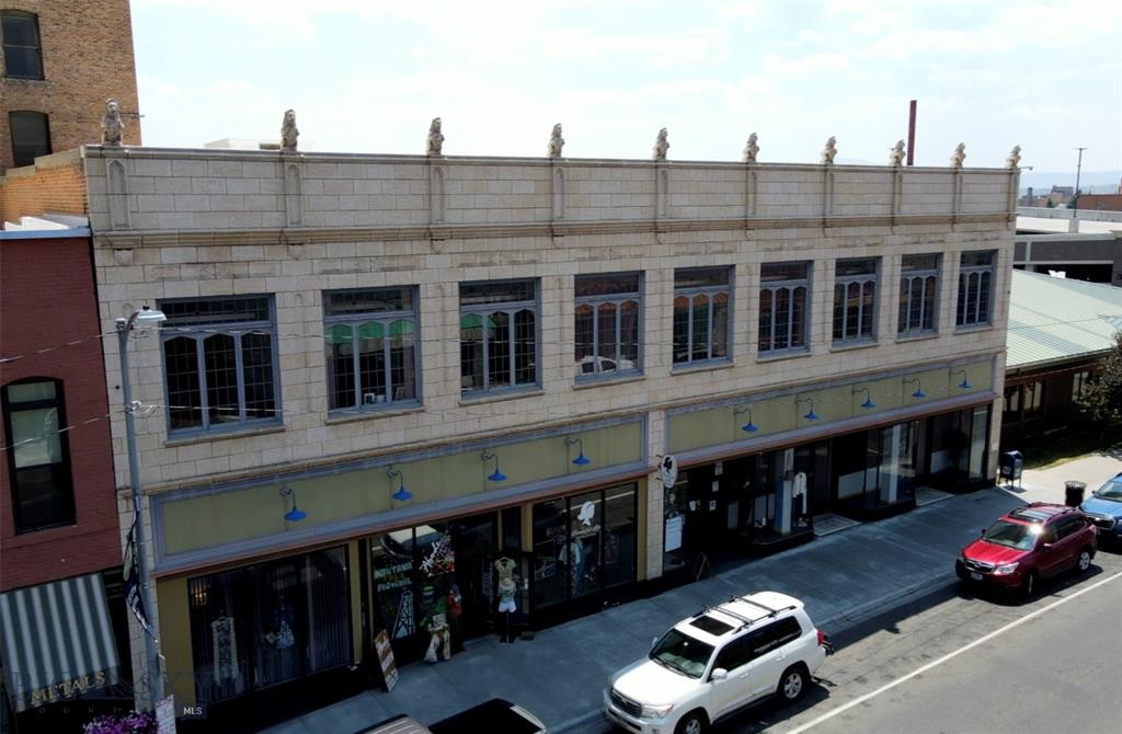 22 W Park Street — photo