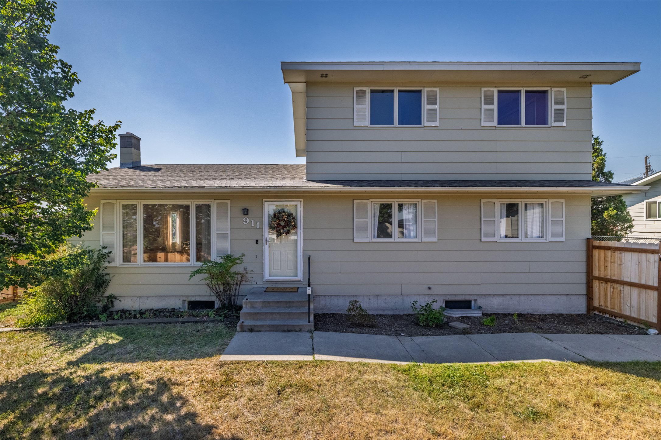 911 Idlewilde Court — photo