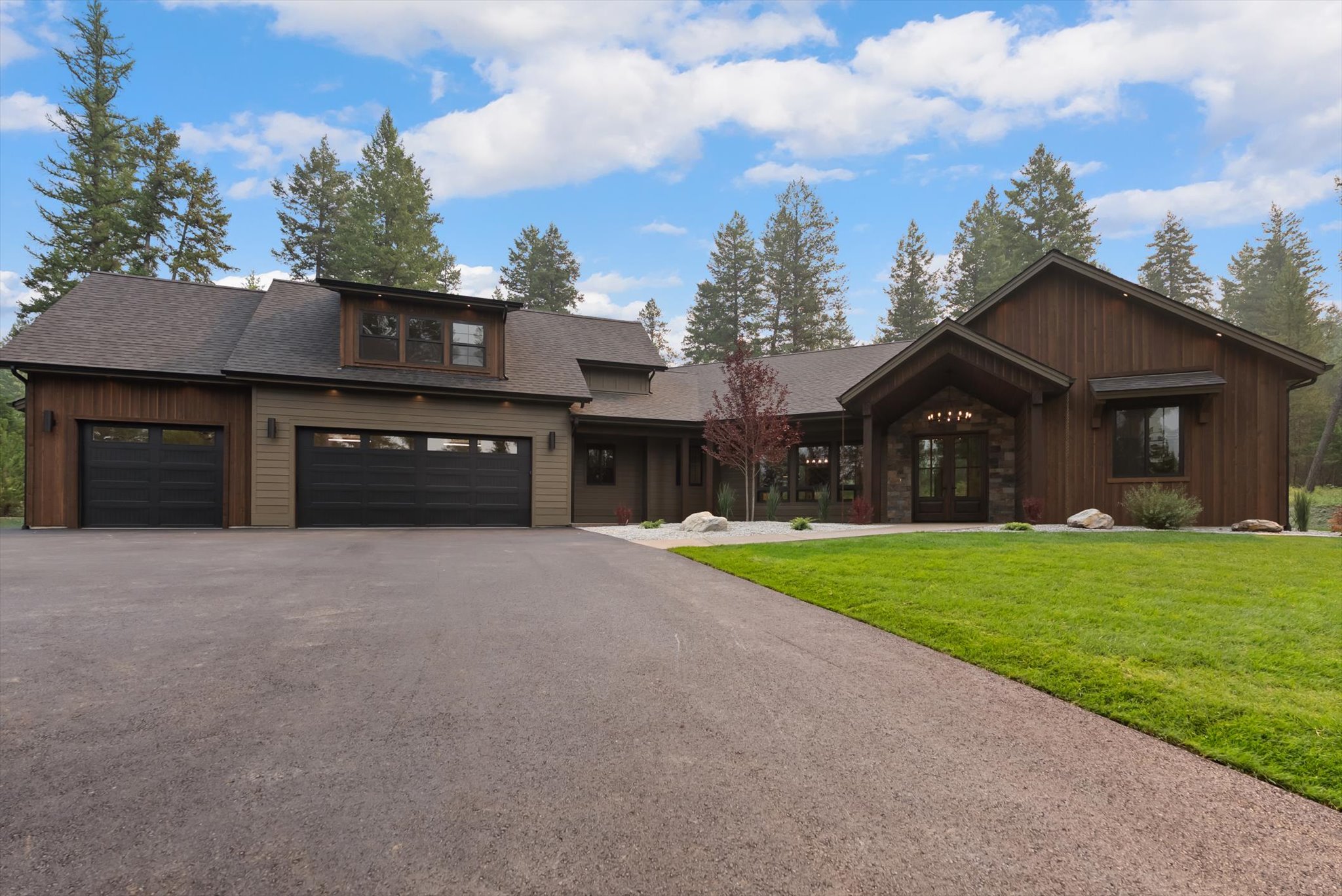 1557 Whitefish Village Drive — photo
