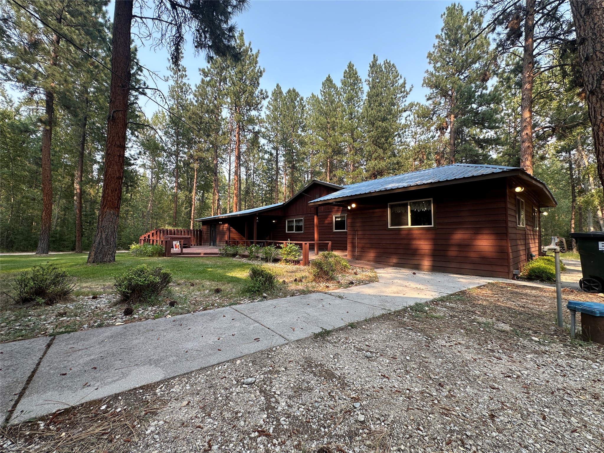725 Bobcat Lane — photo