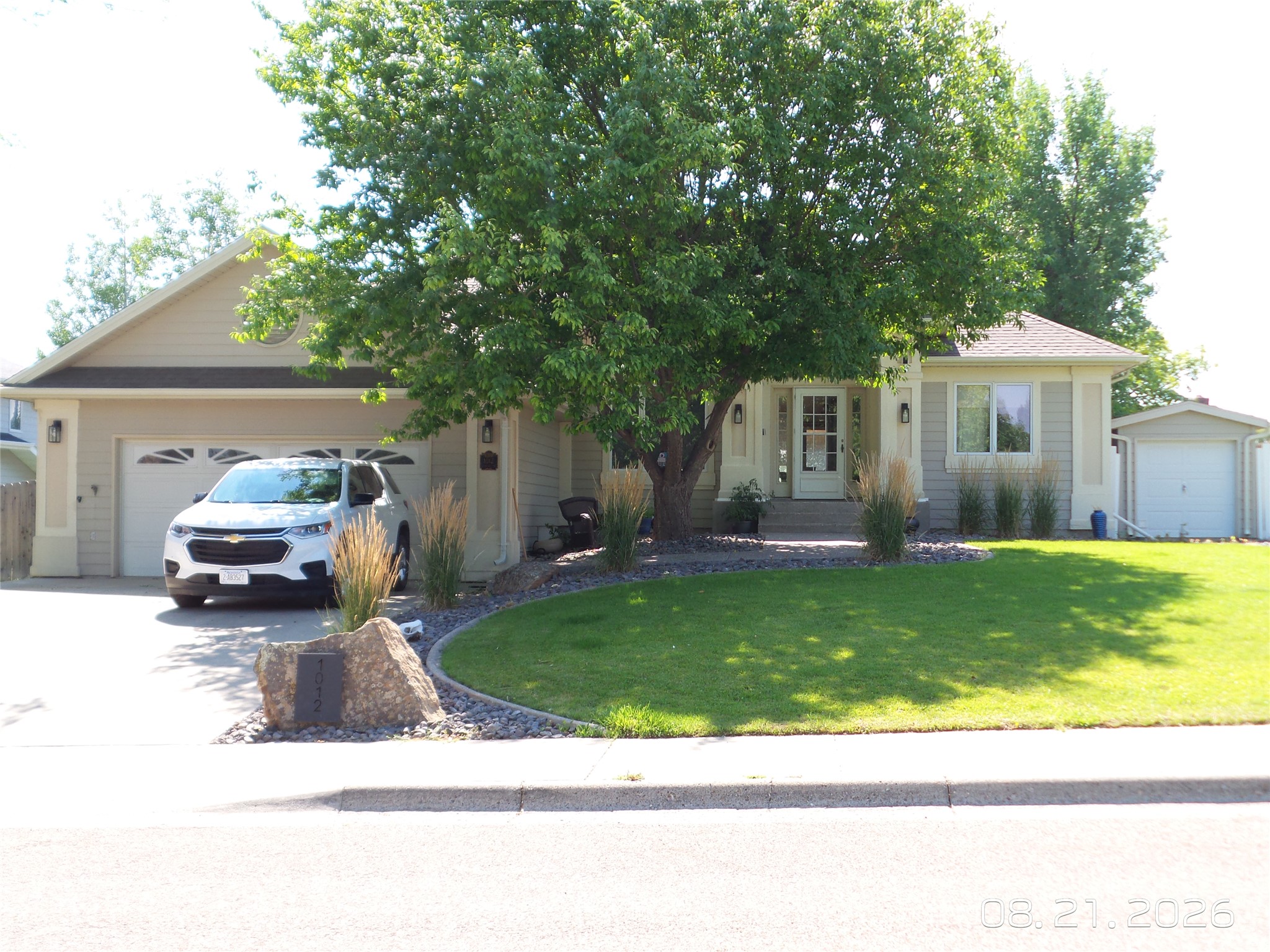 1012 24th Avenue SW — photo