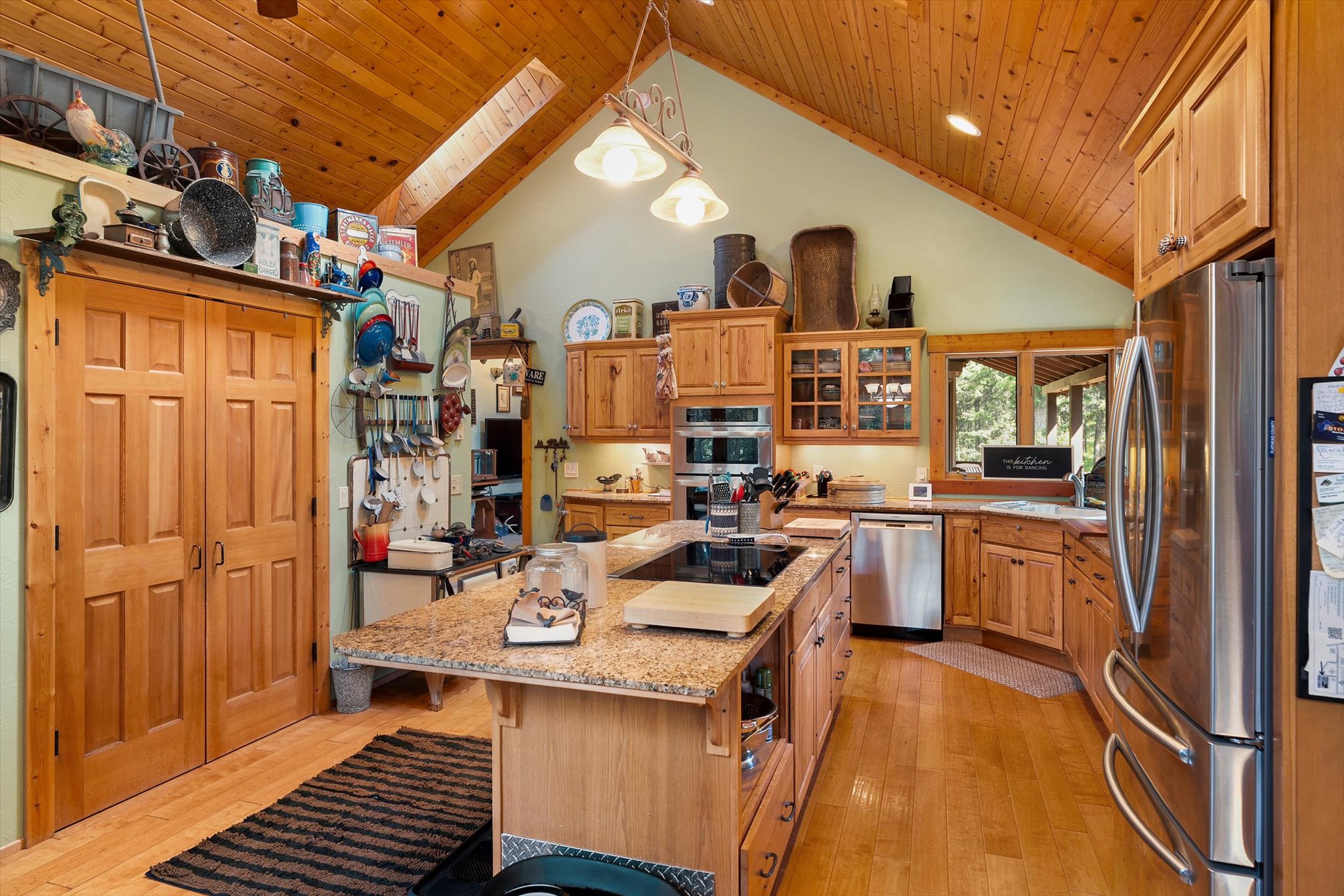 1199 E Mountain Meadows Road — photo