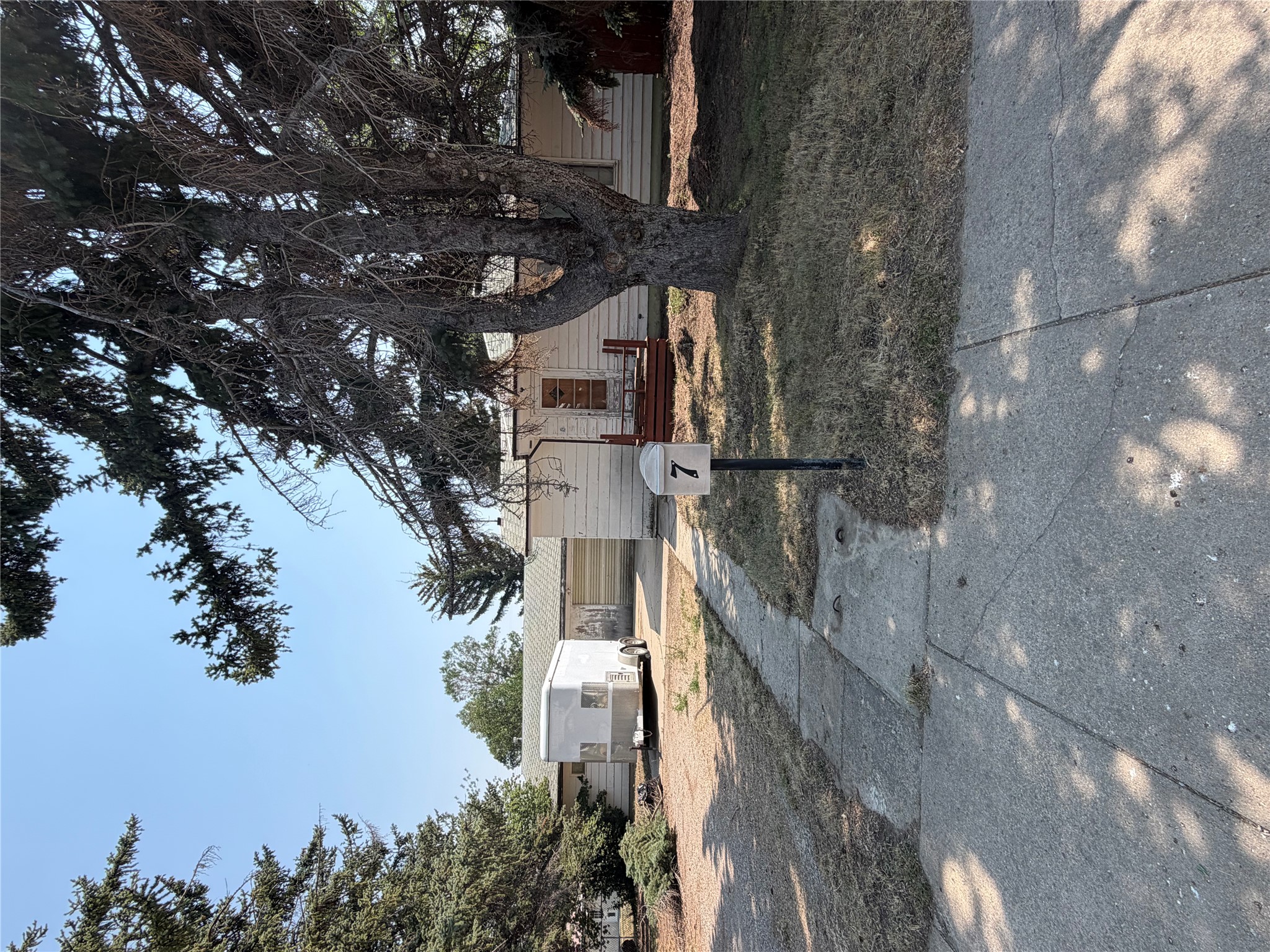 7 S Wisconsin Street — photo