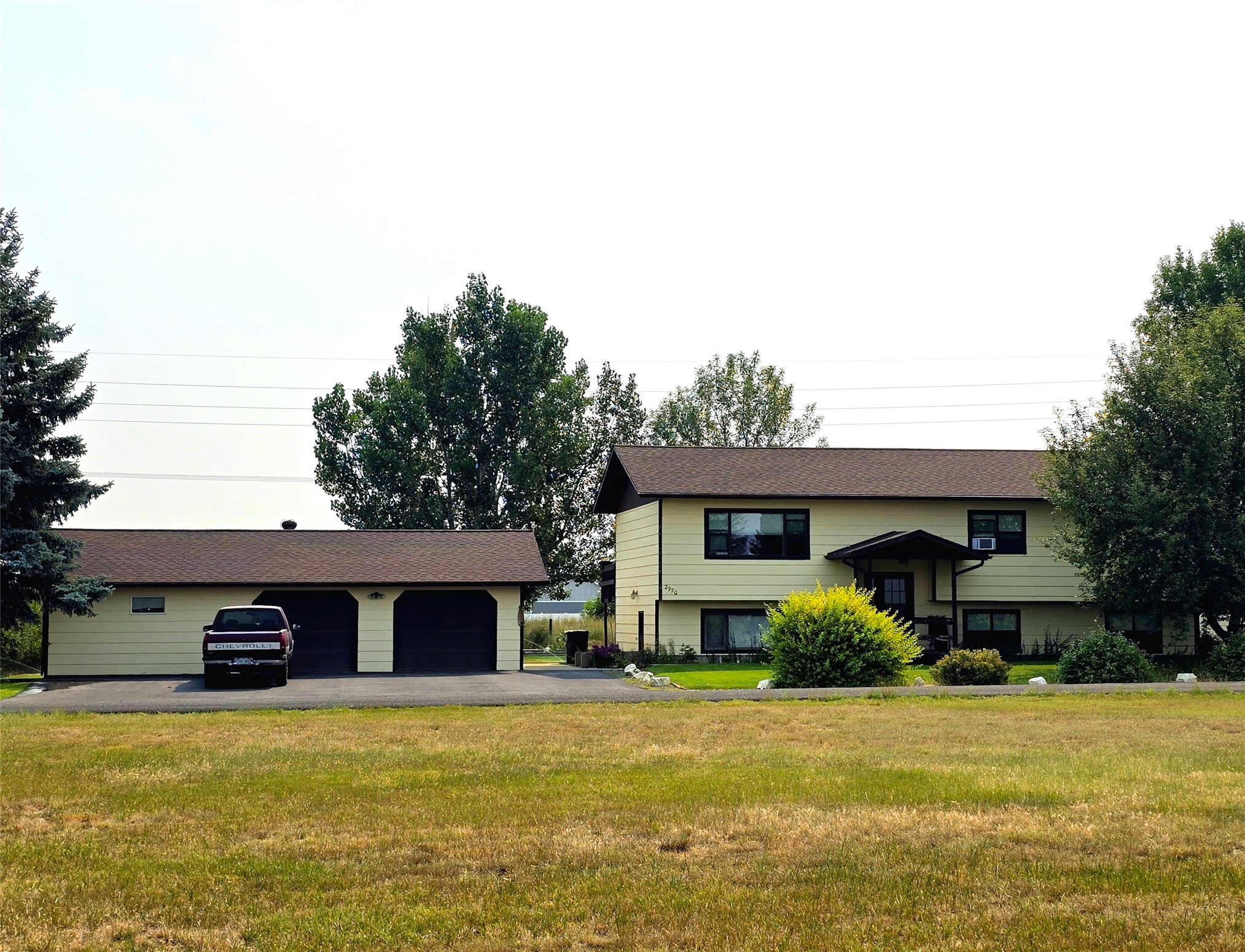 2970 Canal Circle — photo