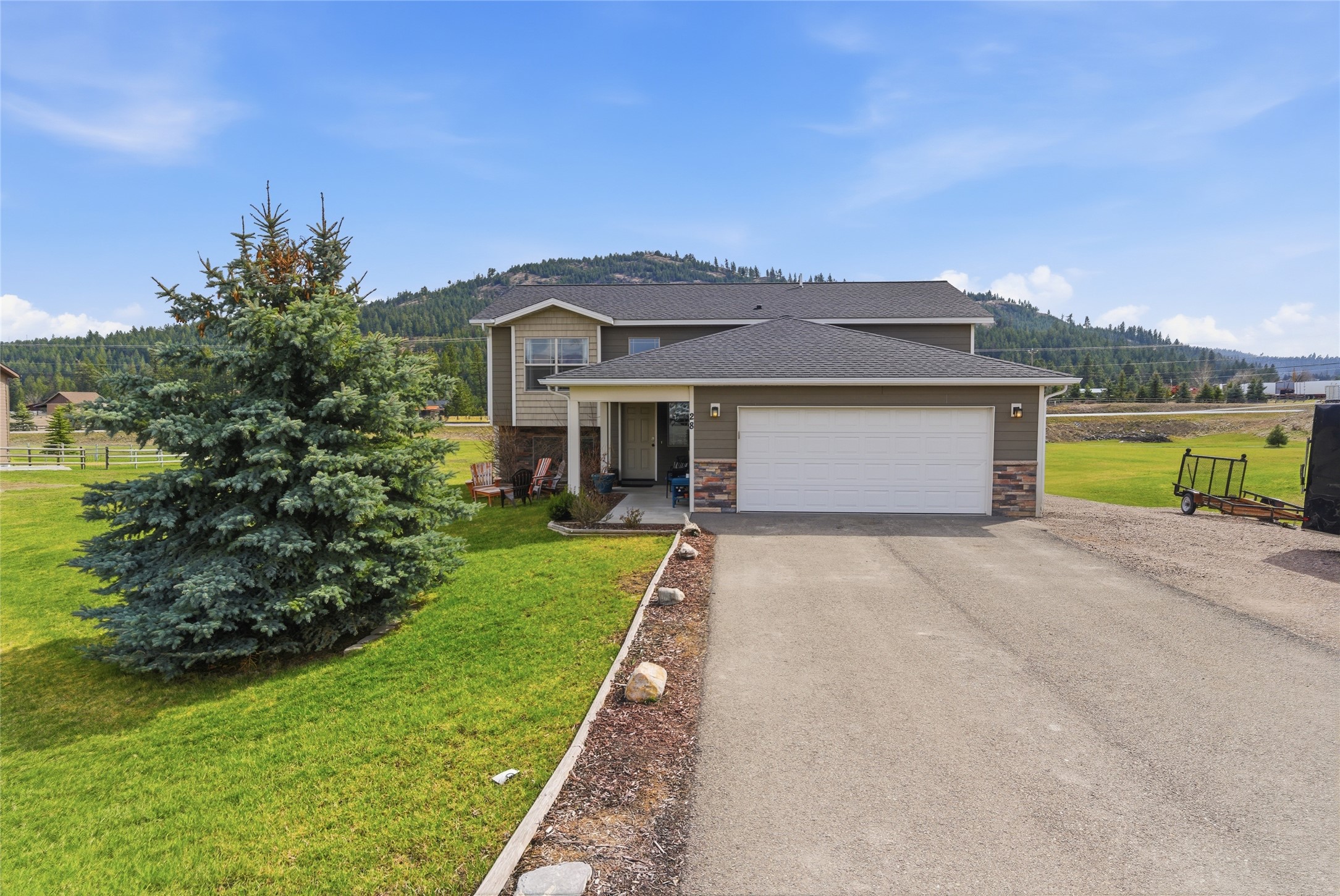 28 W Ashley Hills Drive — photo
