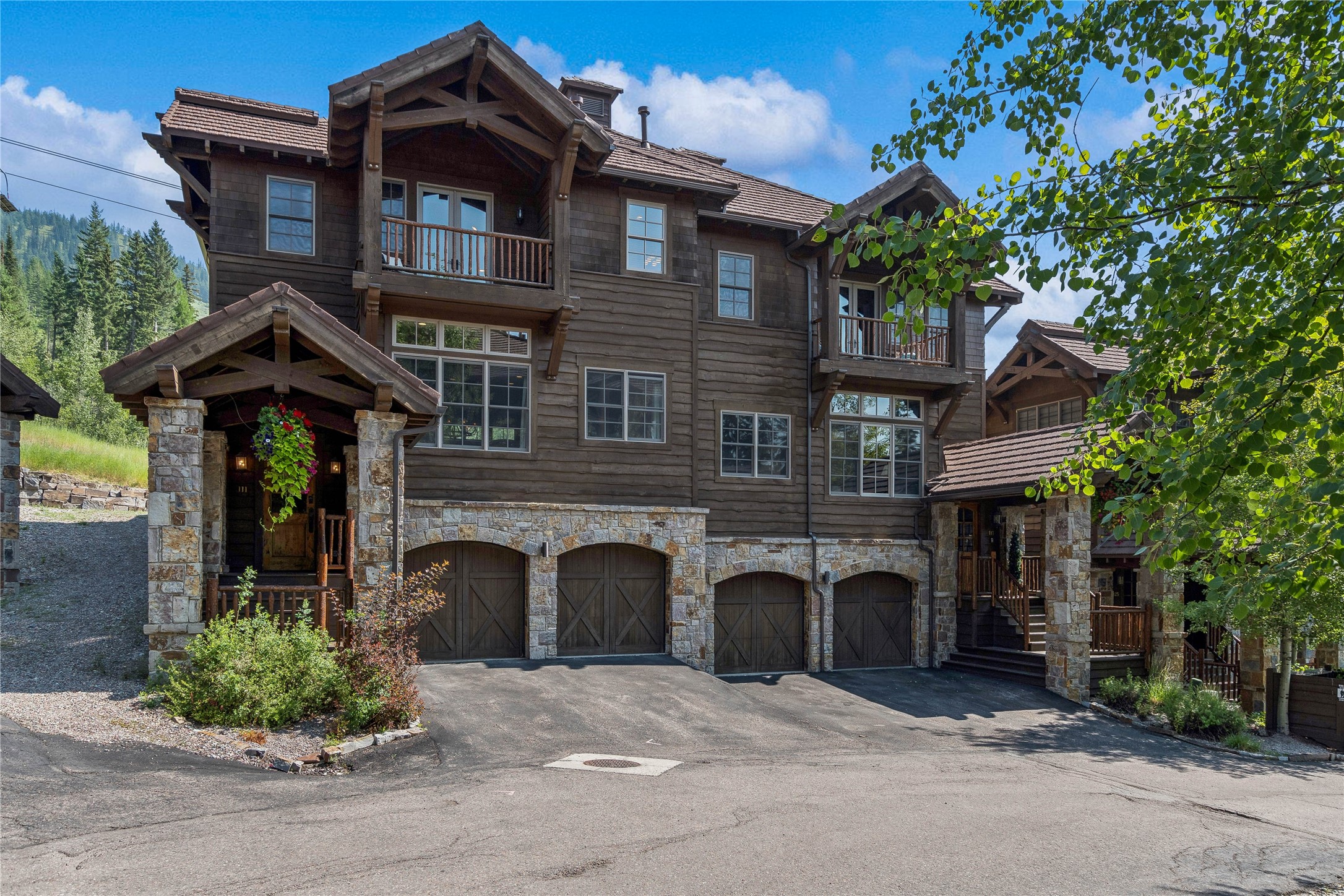111 Slopeside Drive 7 — photo