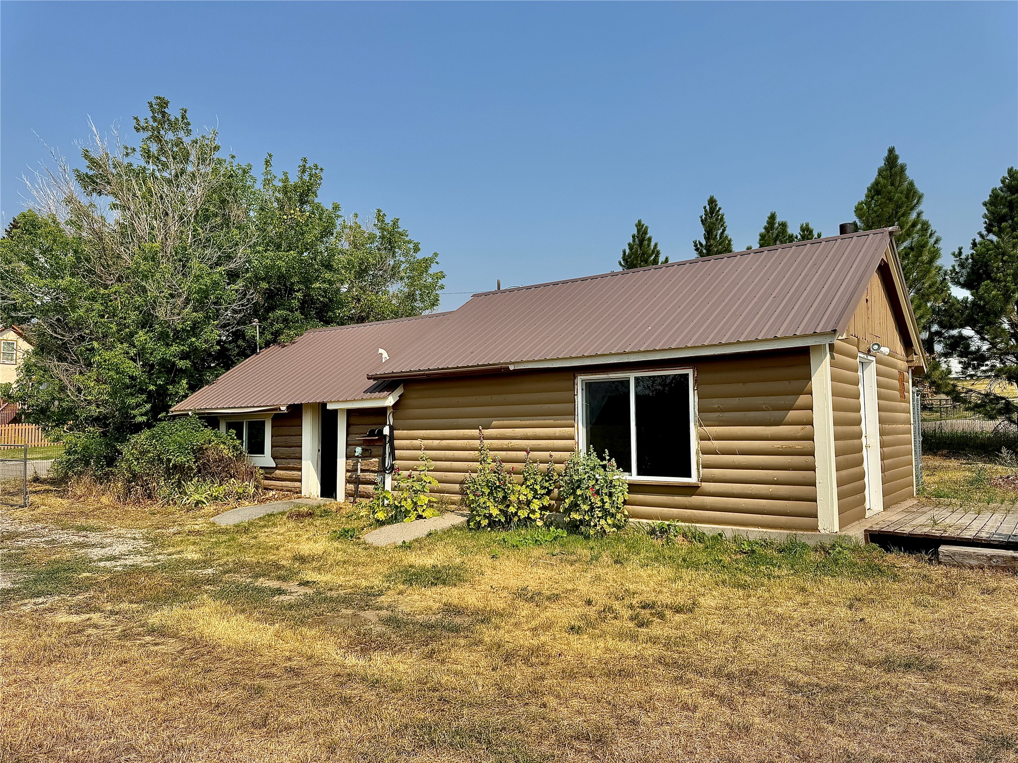 400 E Larime Street — photo