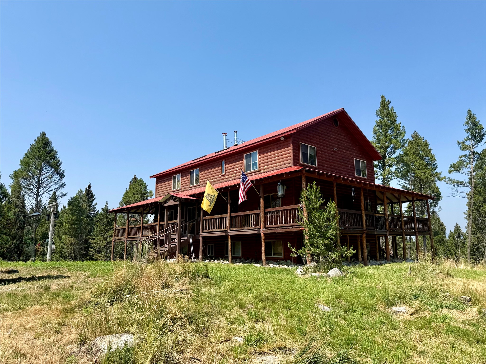 1286 Gold Creek Lakes Road — photo