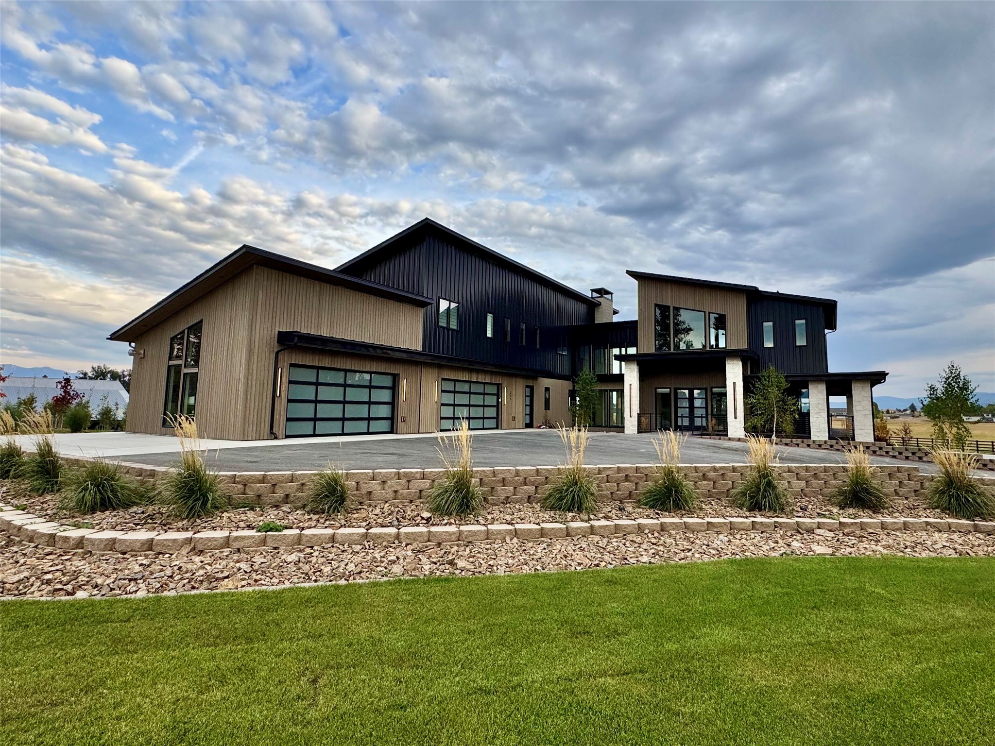 Nhn Placid Drive 1-9 — photo