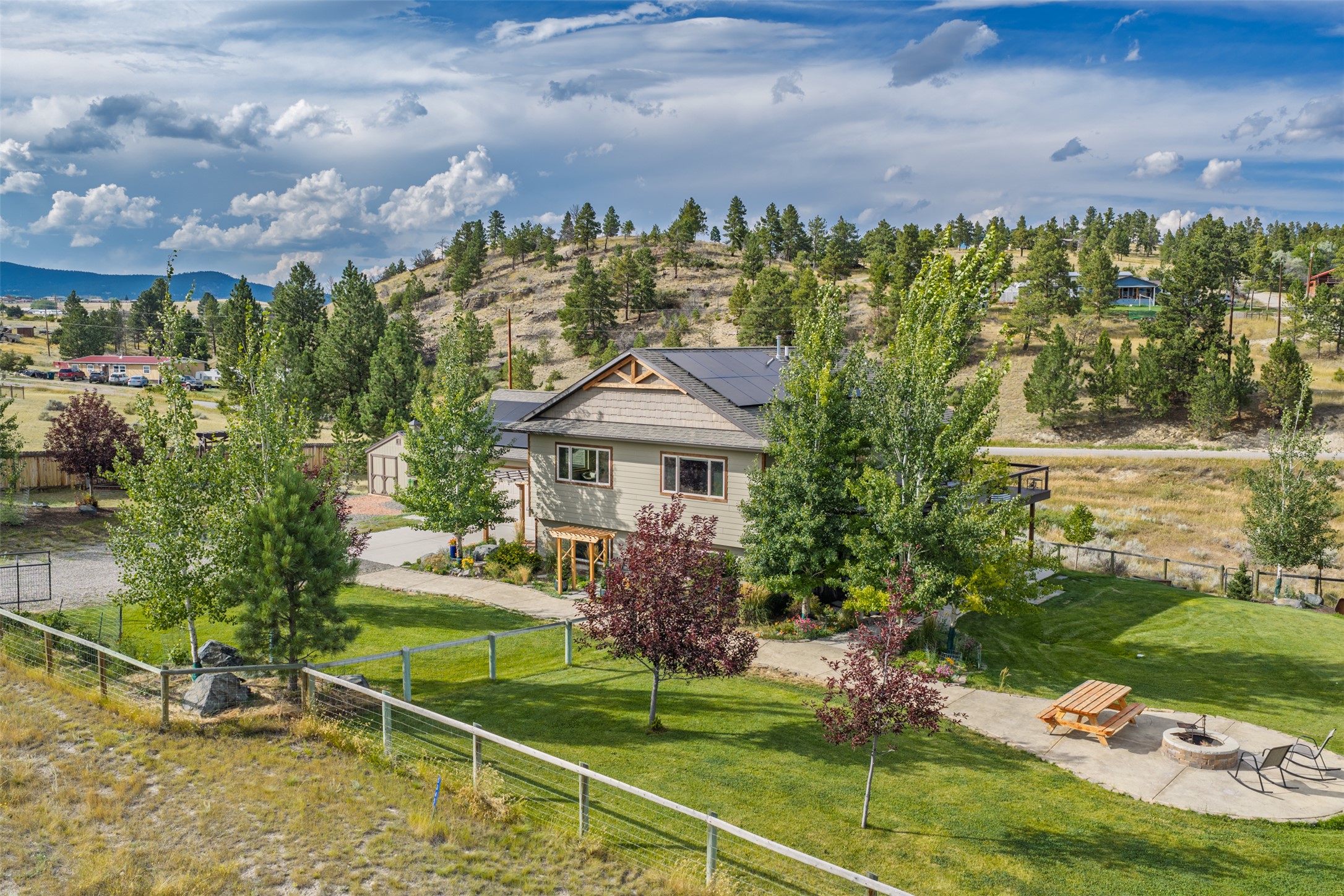 5345 Stallion Ridge Drive — photo