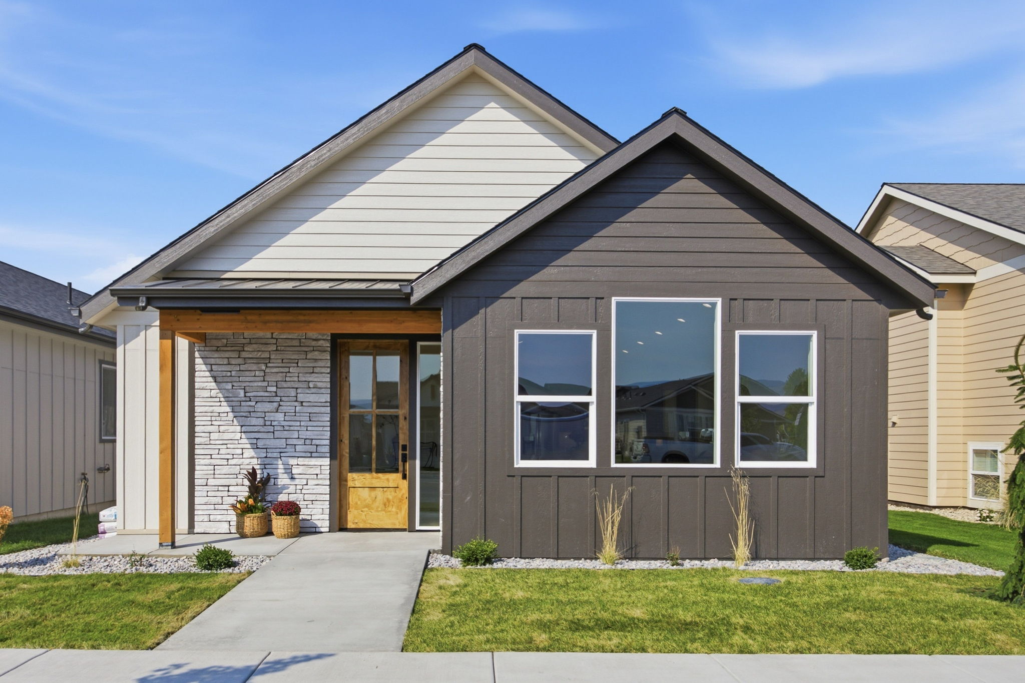 2535 Chuck Wagon Drive — photo