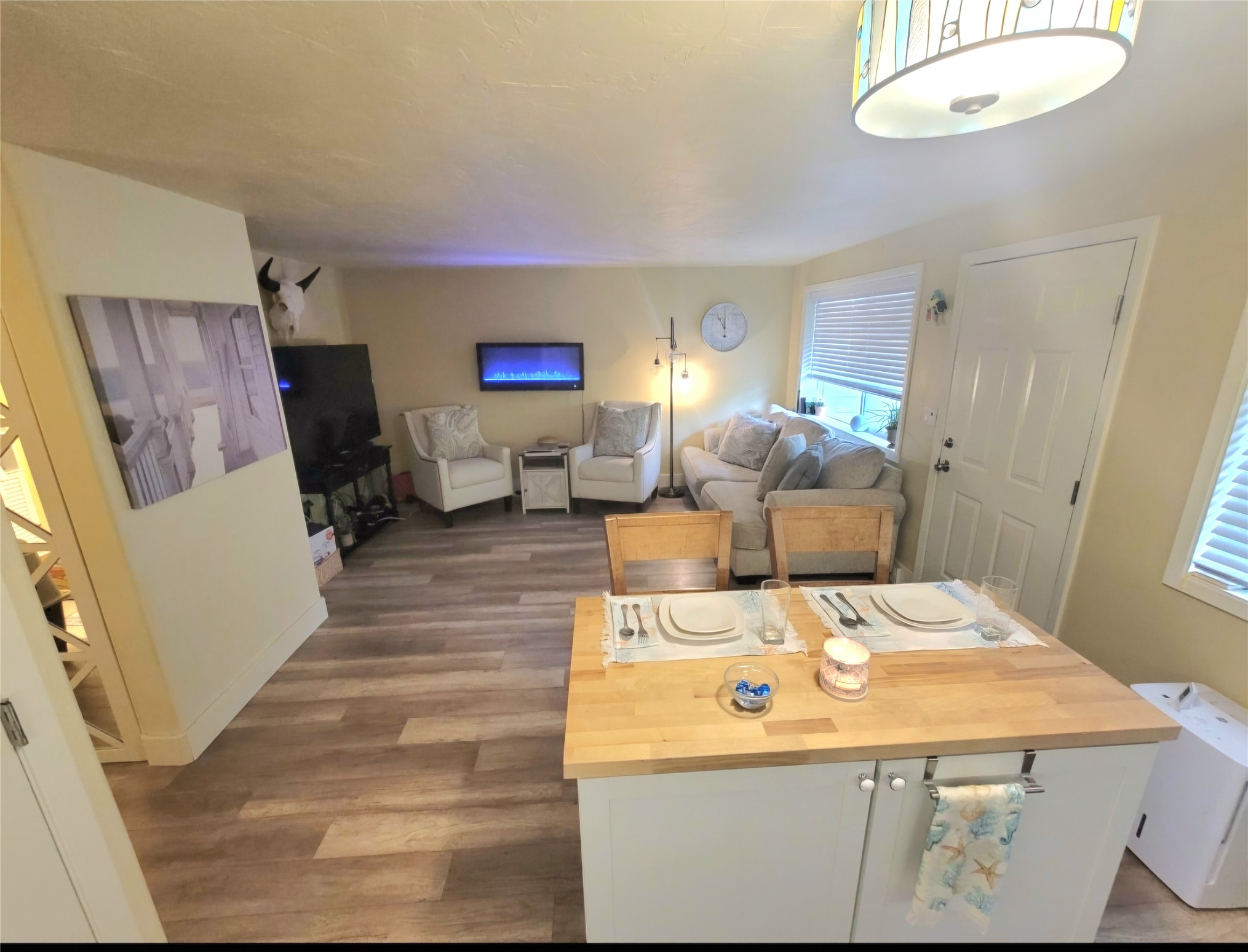 8575 Mt Hwy 35 11 — photo