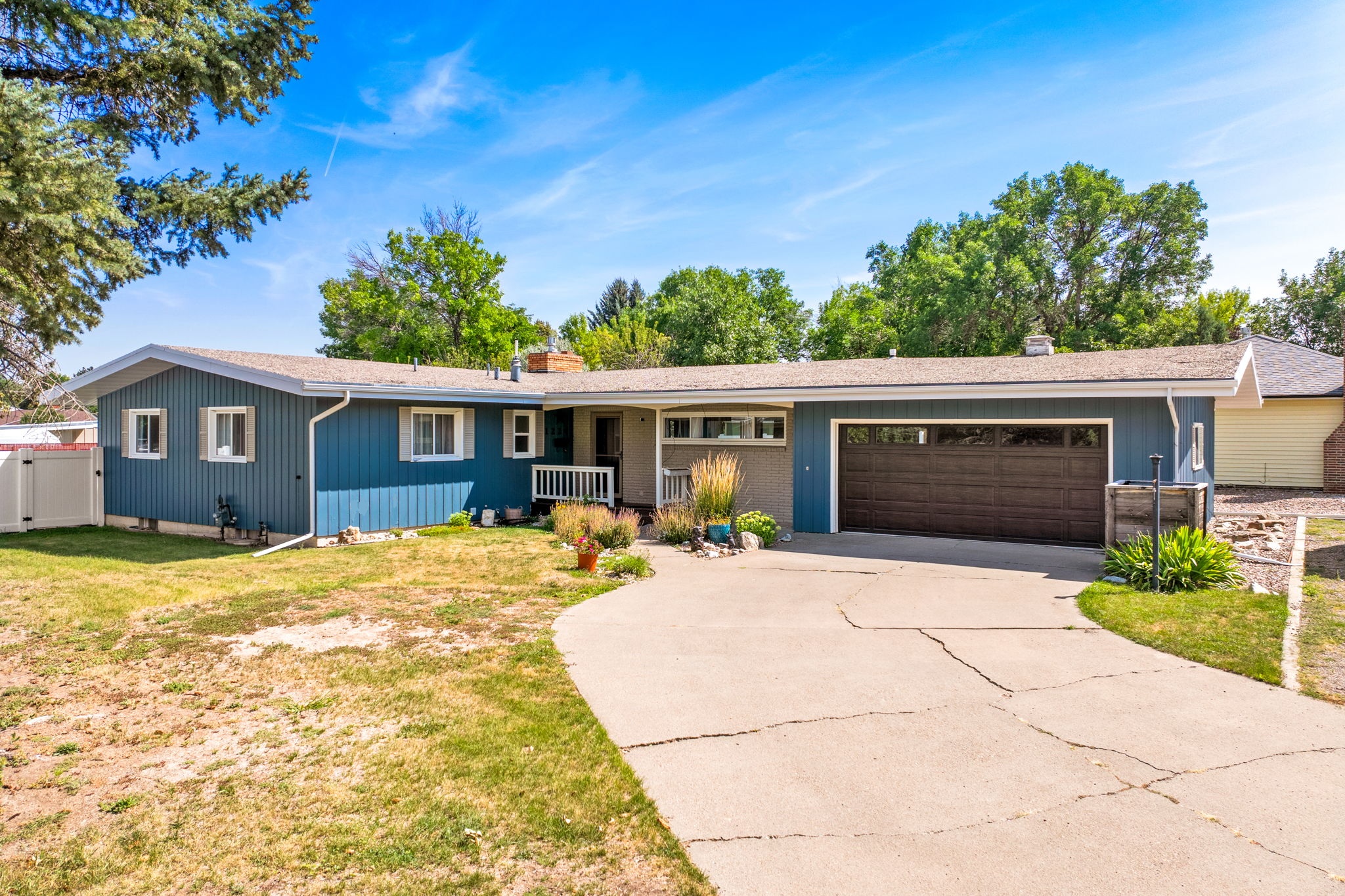 1224 Buena Drive — photo