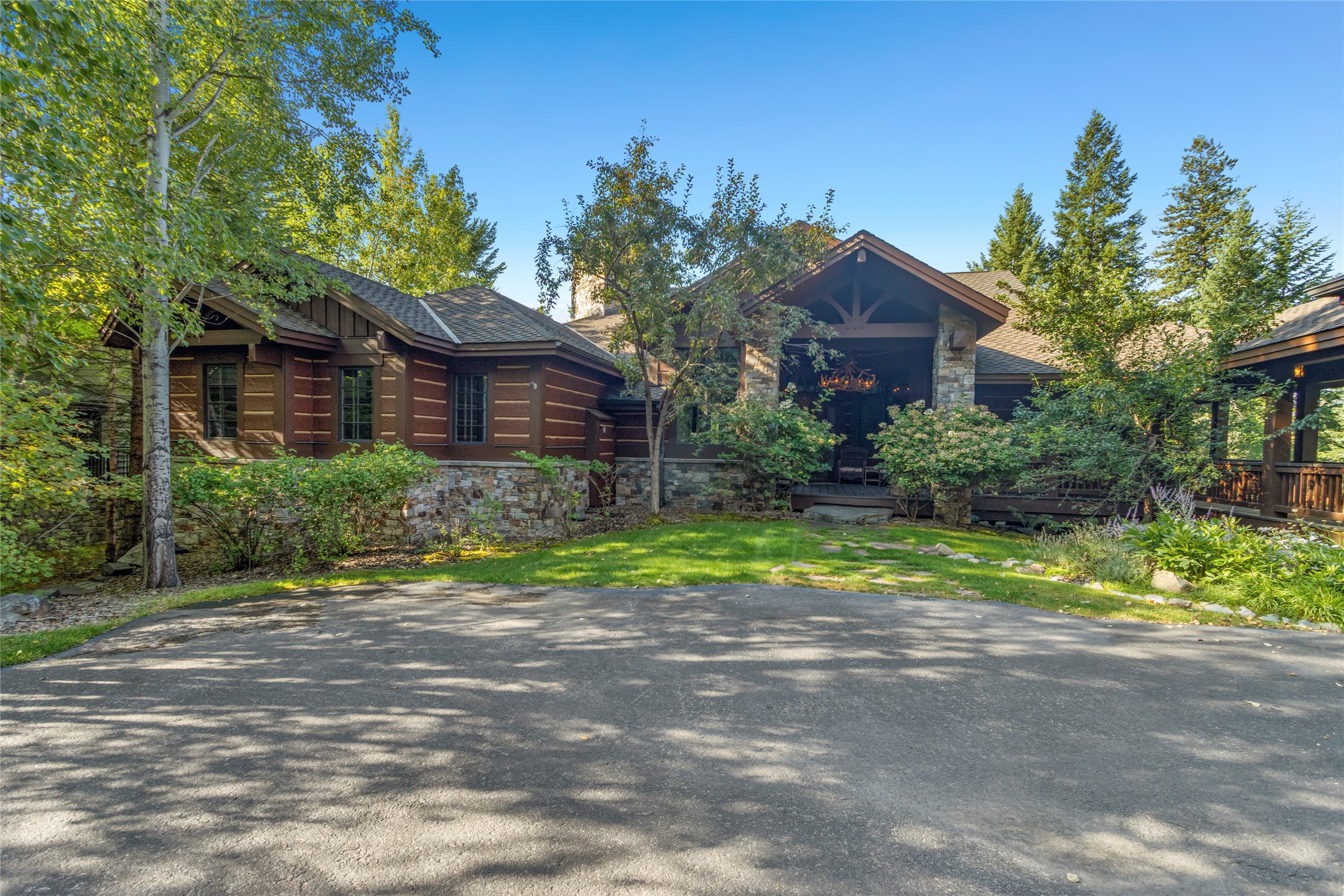 161 S Prairiesmoke Circle — photo