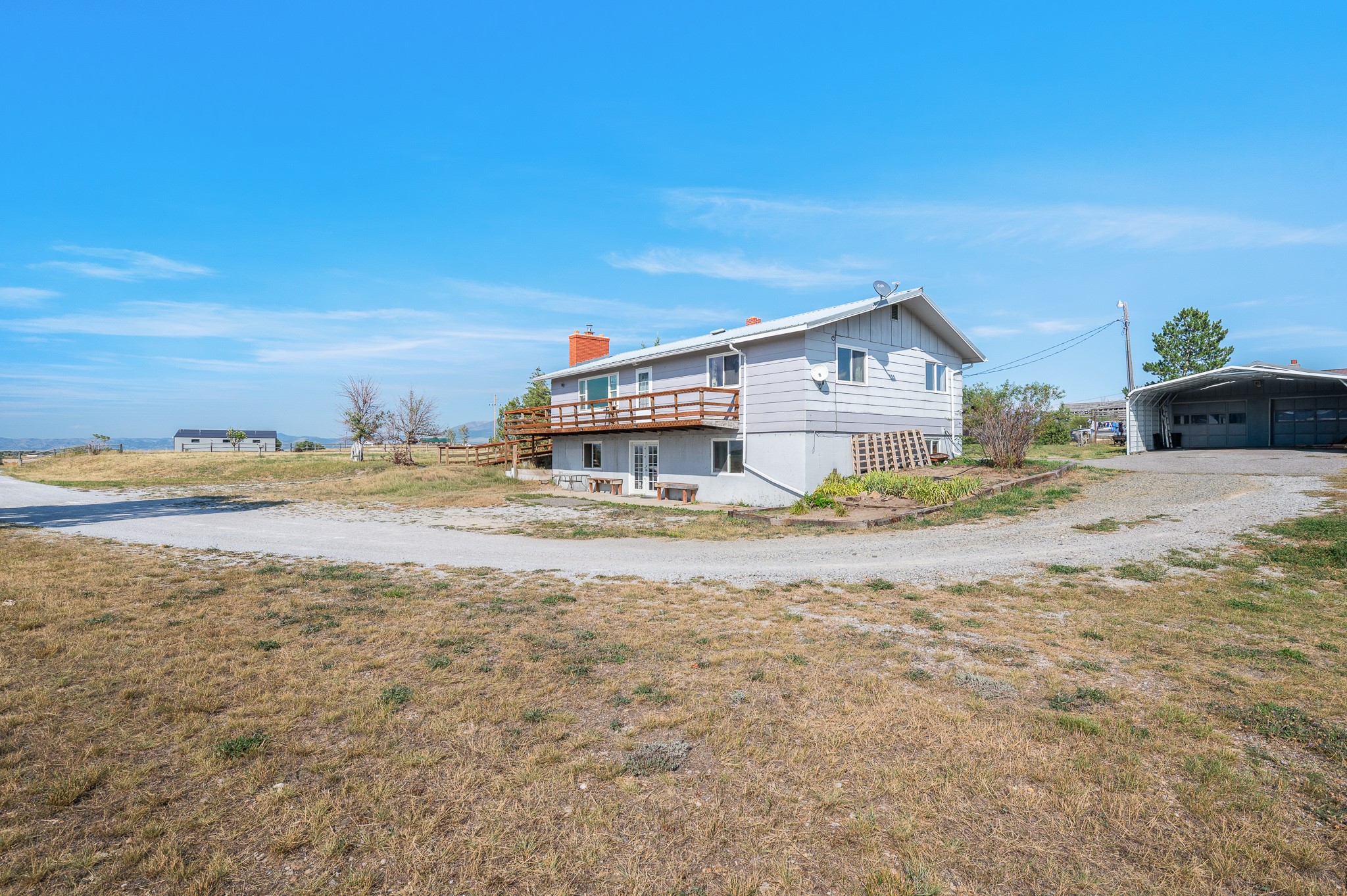 110 US Highway 12 E — photo