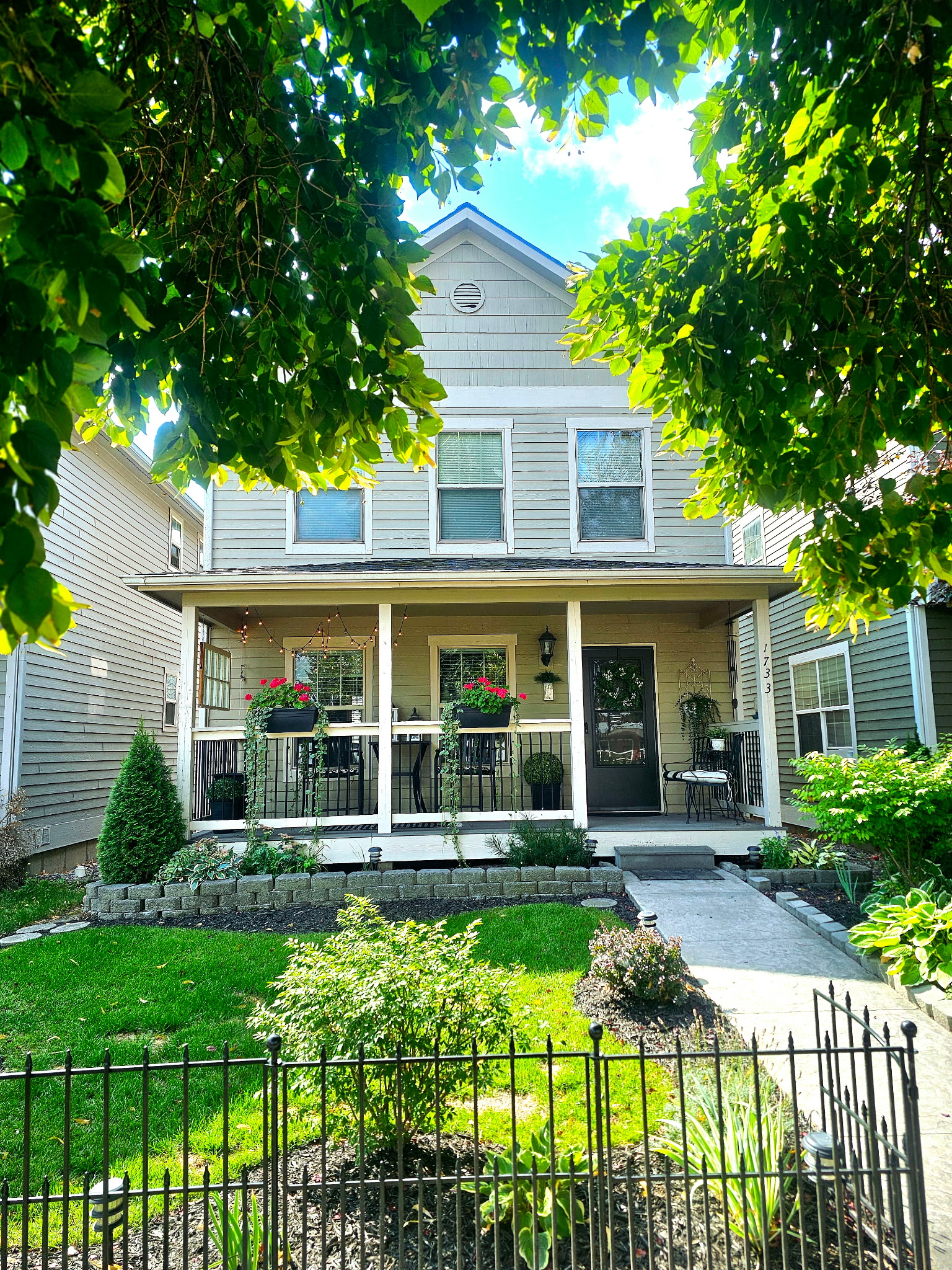 1733 Montana Street — photo