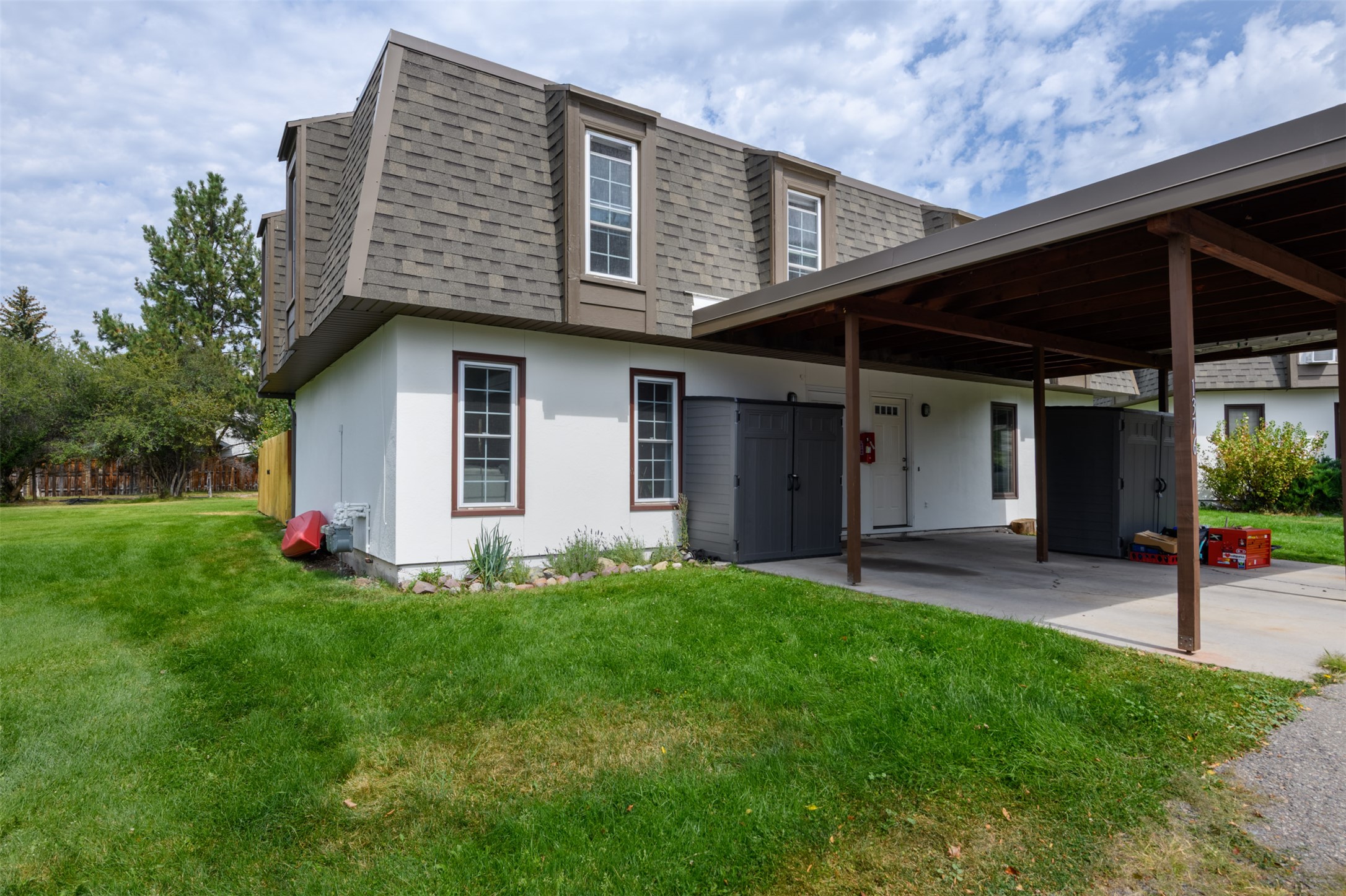1376 Dickinson Street — photo
