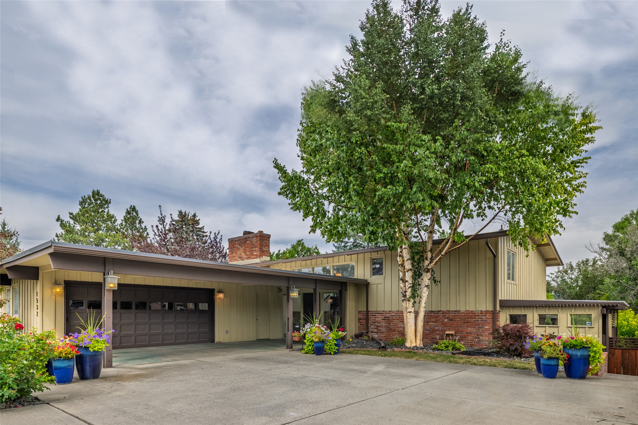 1532 Beaverhead Road — photo
