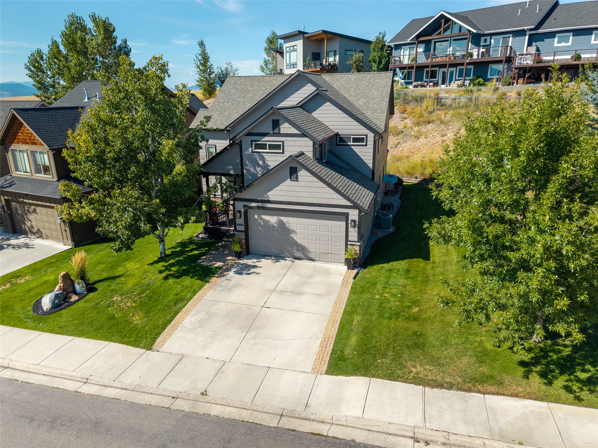 6526 Macarthur Drive — photo