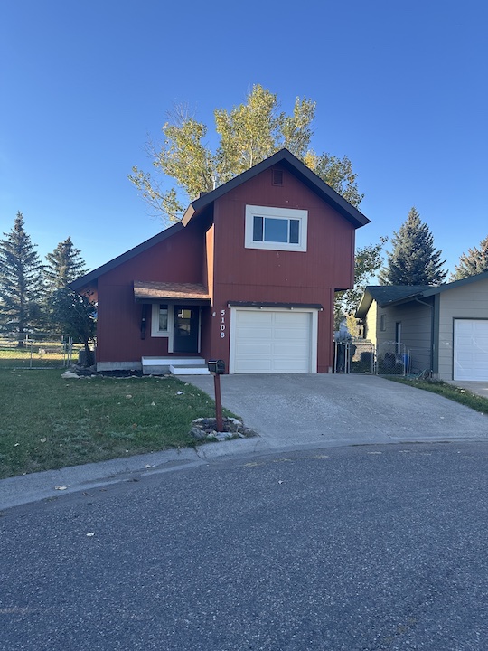 5108 Oakwood Court — photo