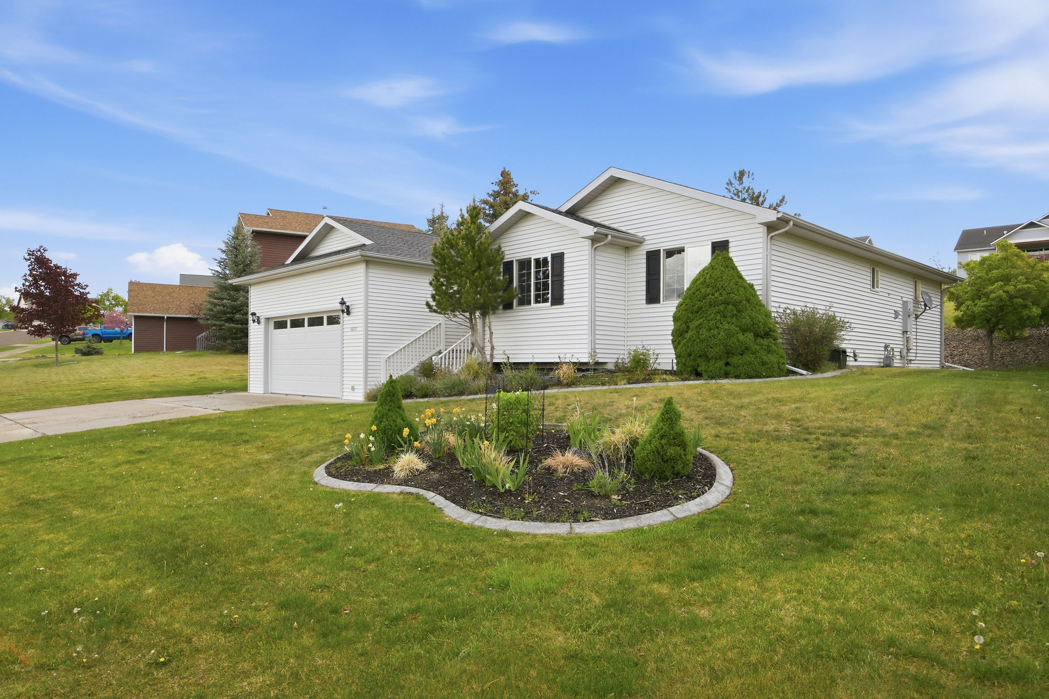 6872 Joy Drive — photo