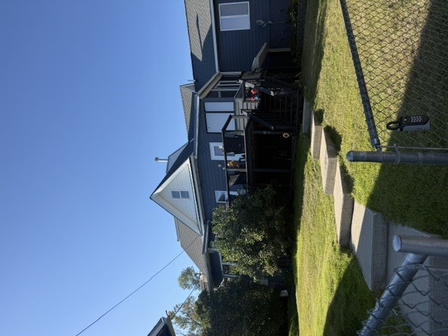 1611 6th Street — photo