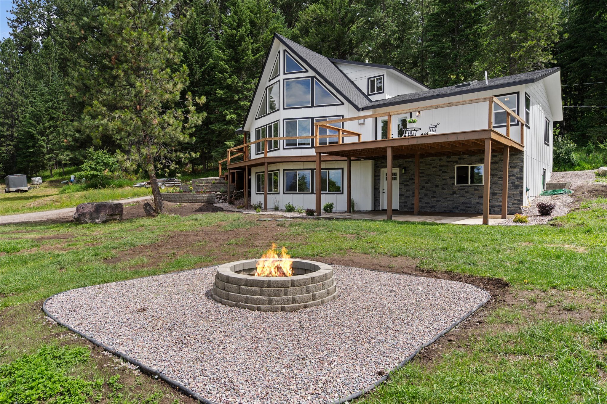 32890 Hellroaring Lane — photo