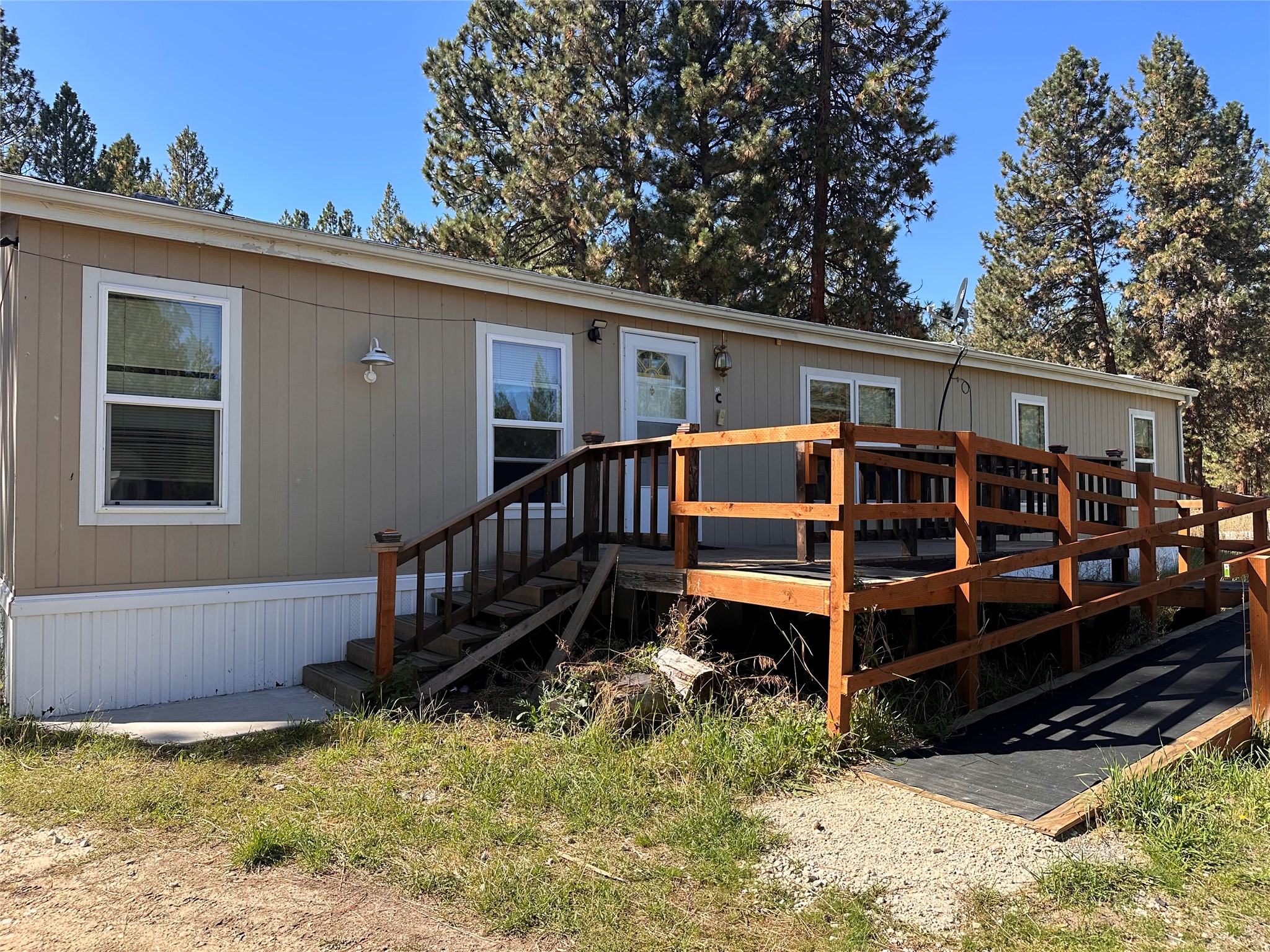 Nhn Larkspur Lane — photo