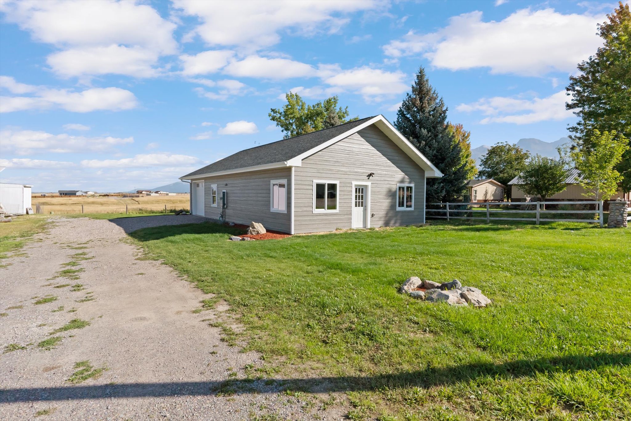 416 Flathead Street — photo